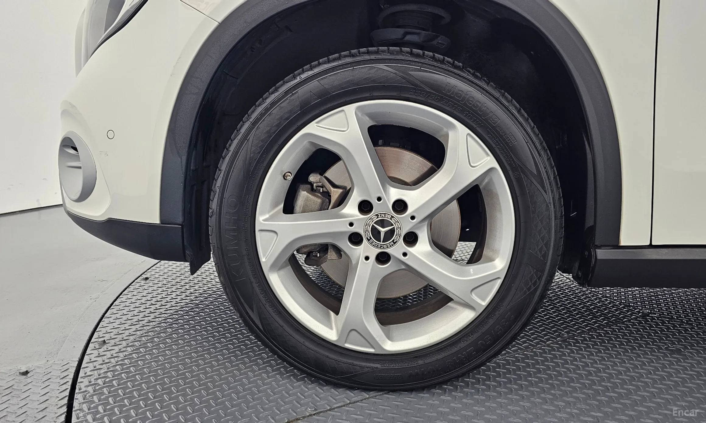 Mercedes Benz GLA-Class X156 превью 5