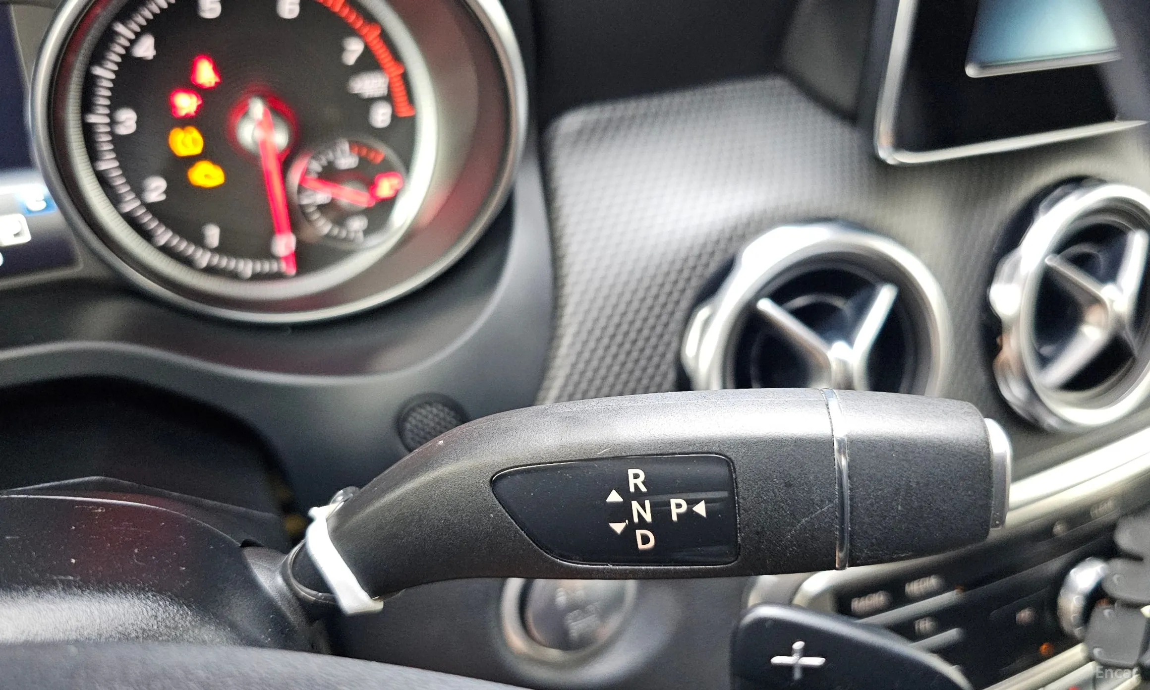 Mercedes Benz GLA-Class X156 превью 9