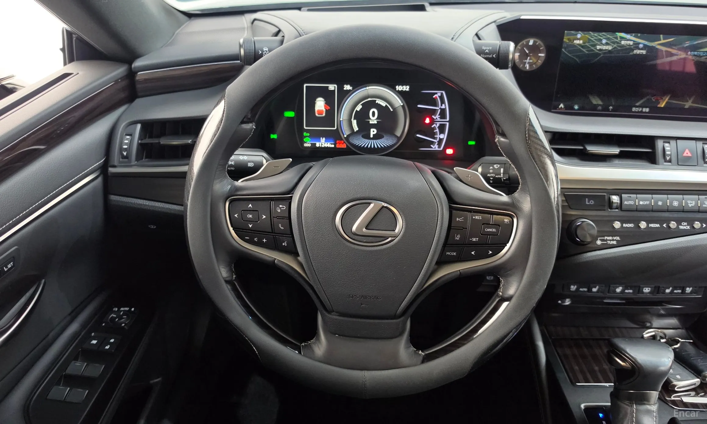 Lexus ES300h 7th Generation превью 13