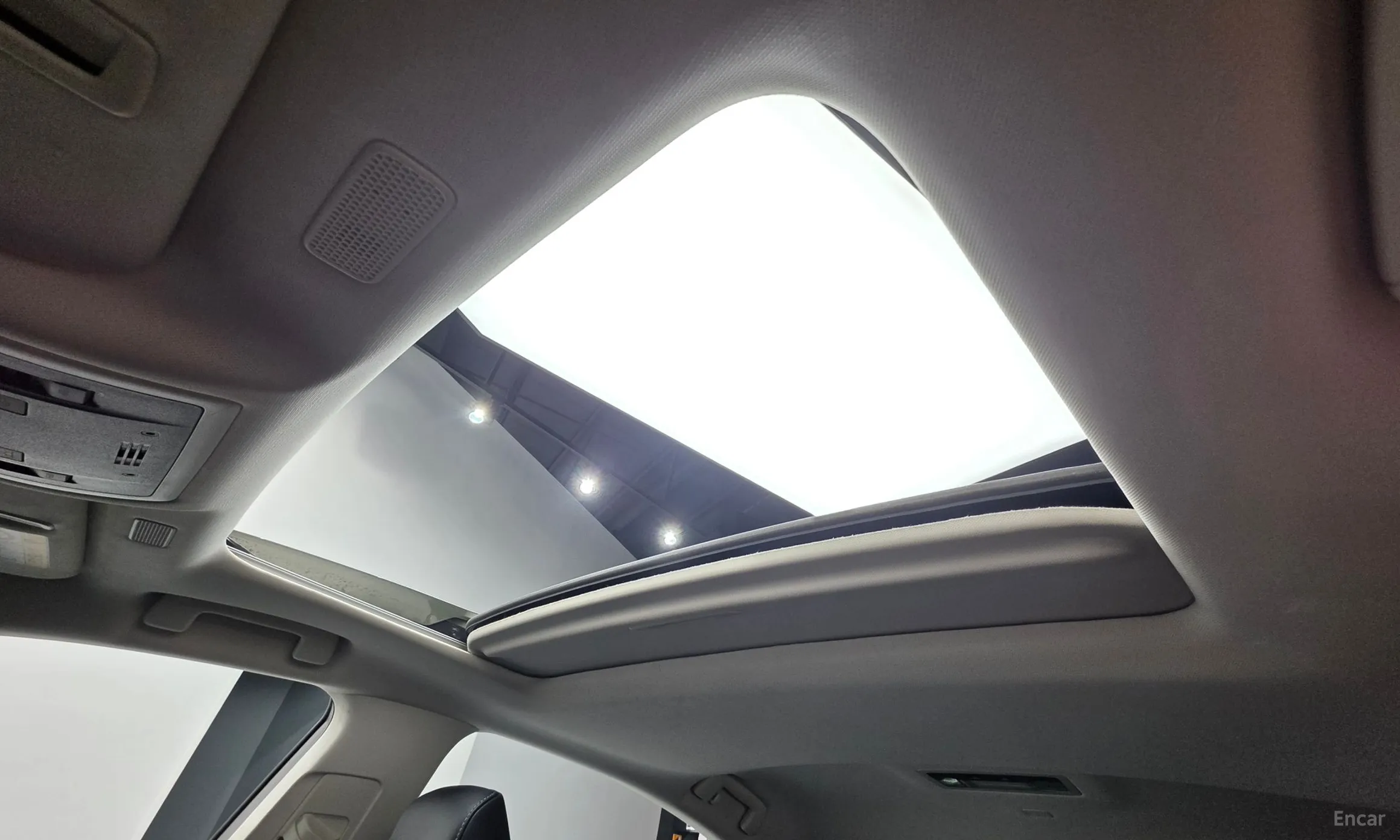 Lexus ES300h 7th Generation превью 18