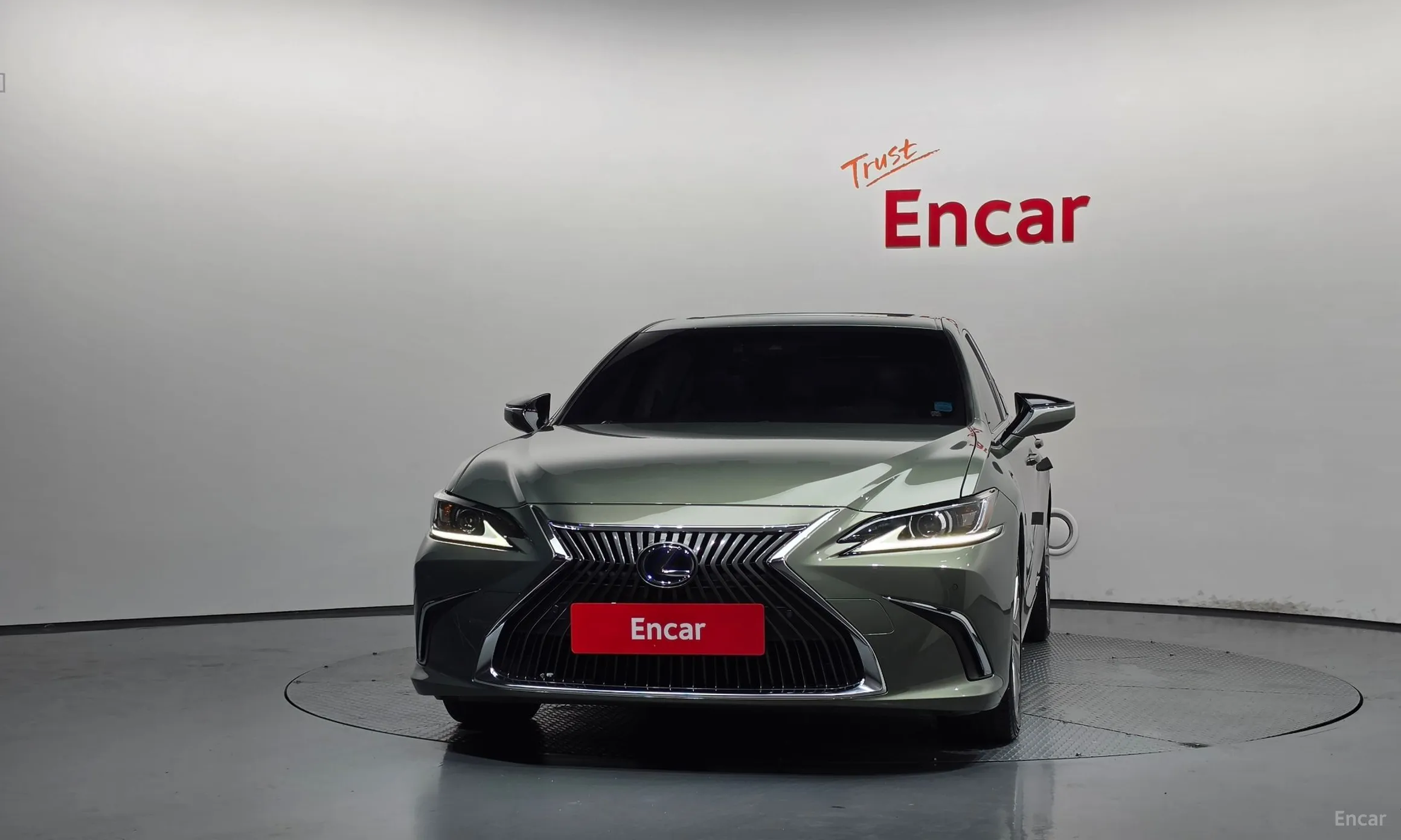 Lexus ES300h 7th Generation превью 3