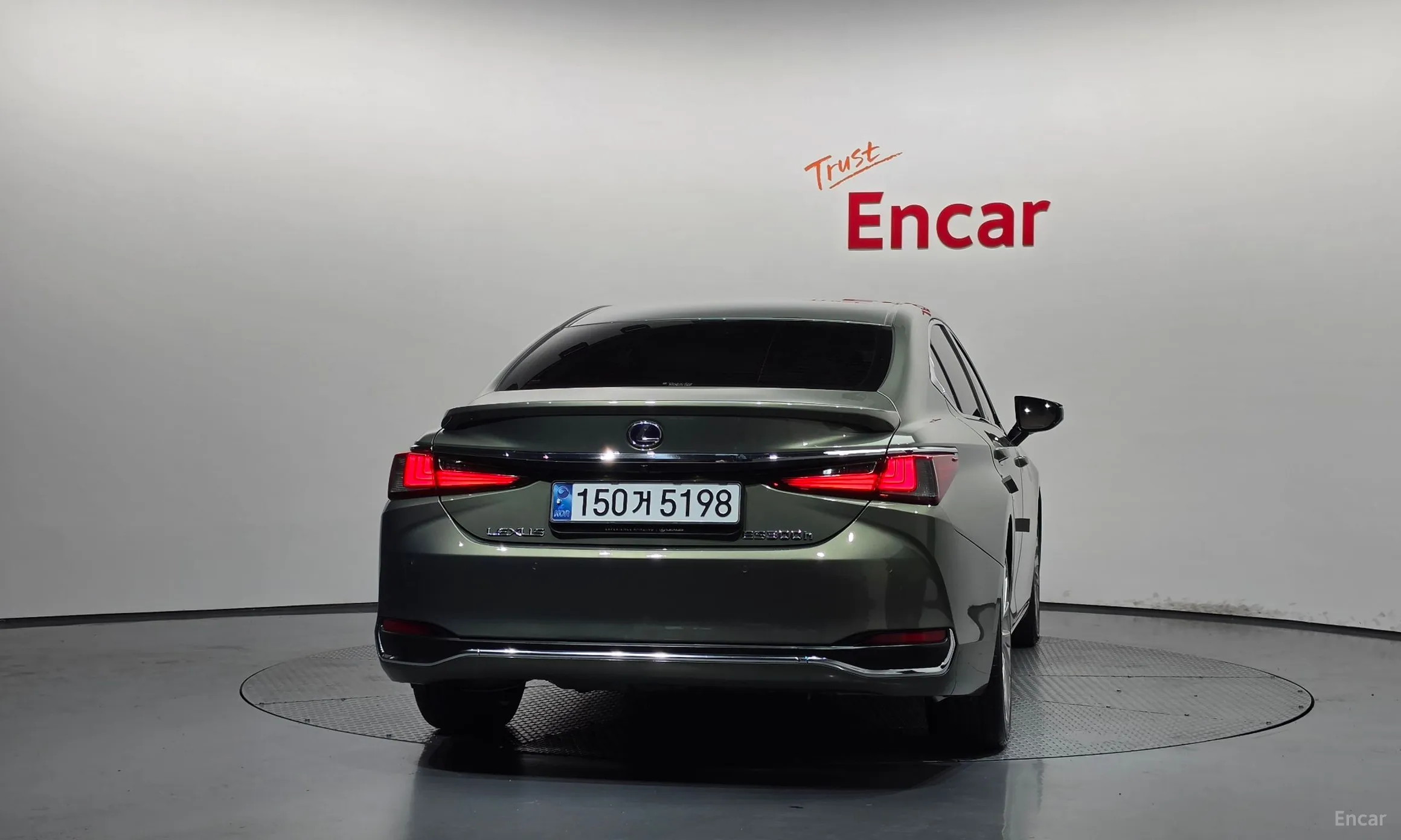 Lexus ES300h 7th Generation превью 4