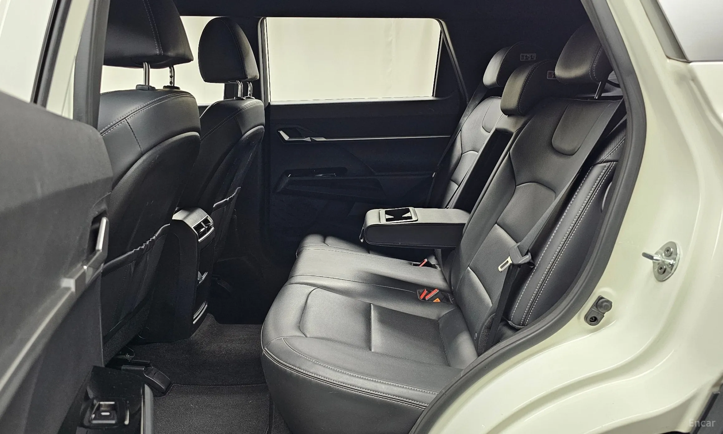 KG Mobility (SsangYong) Torres превью 11