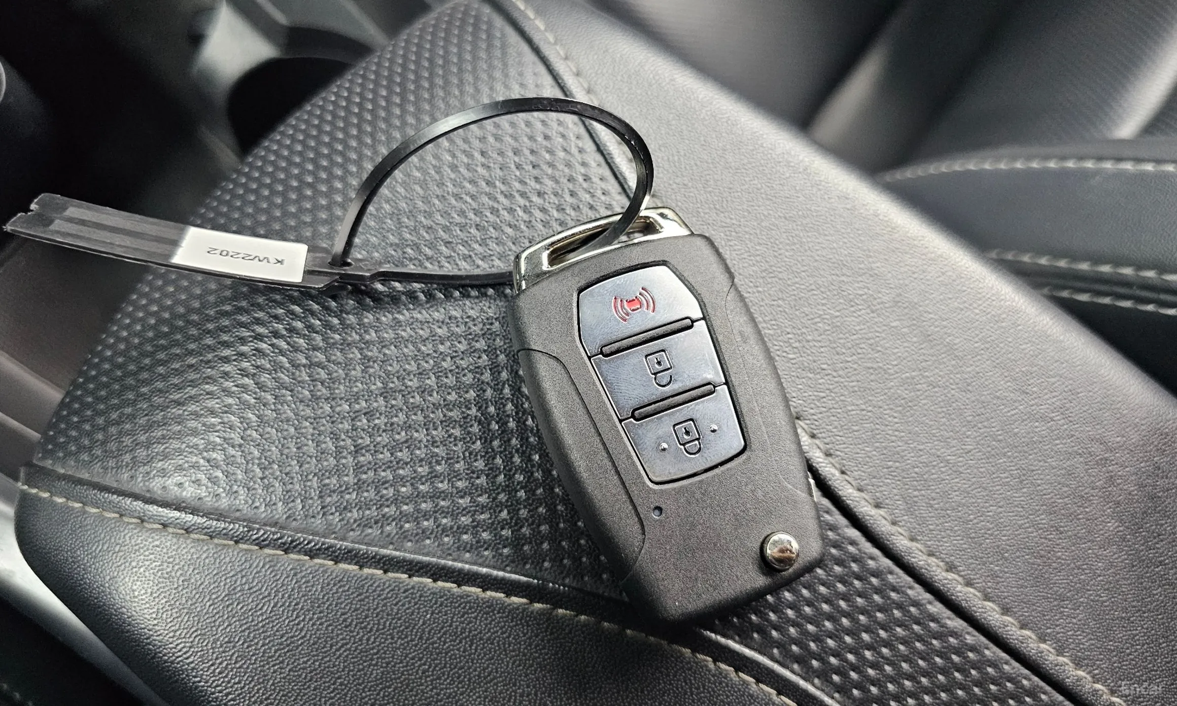 KG Mobility (SsangYong) Torres превью 16