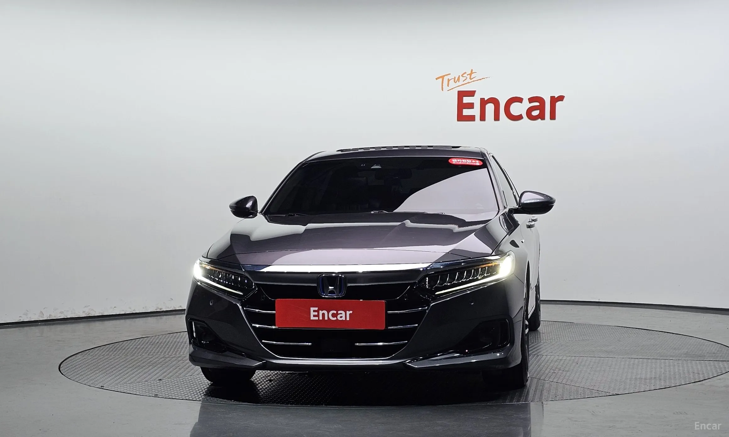 Honda Accord 10th Generation превью 3