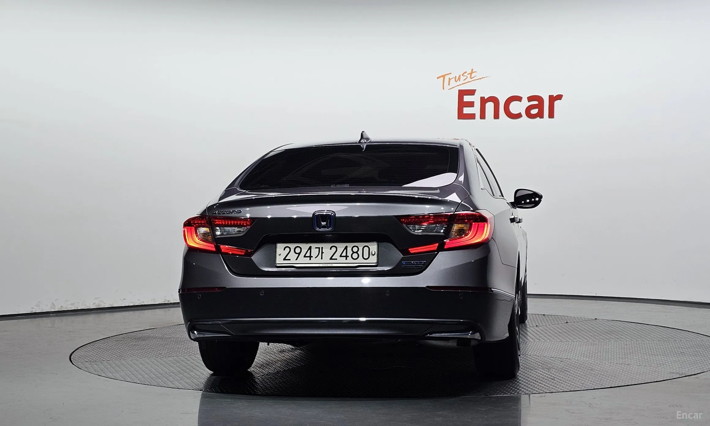 Honda Accord 10th Generation превью 4