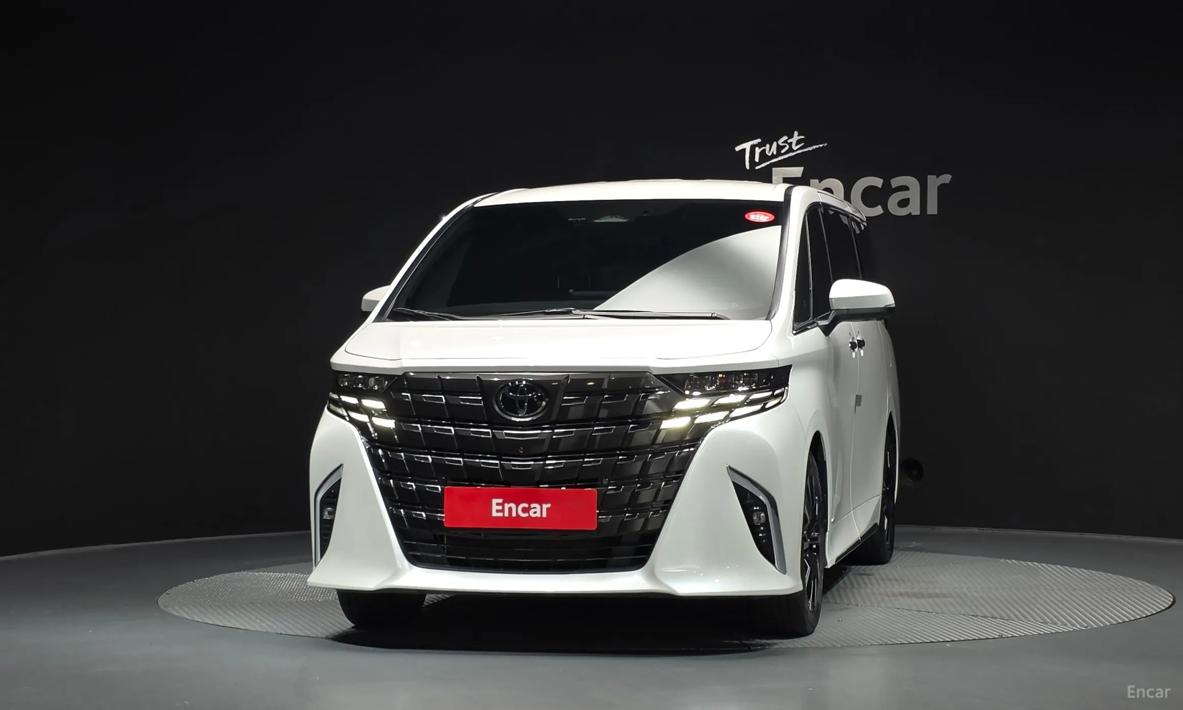 Toyota Alphard 4th Generation превью 3