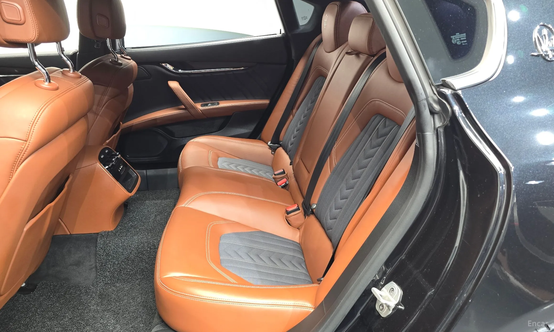 Maserati Quattroporte превью 11