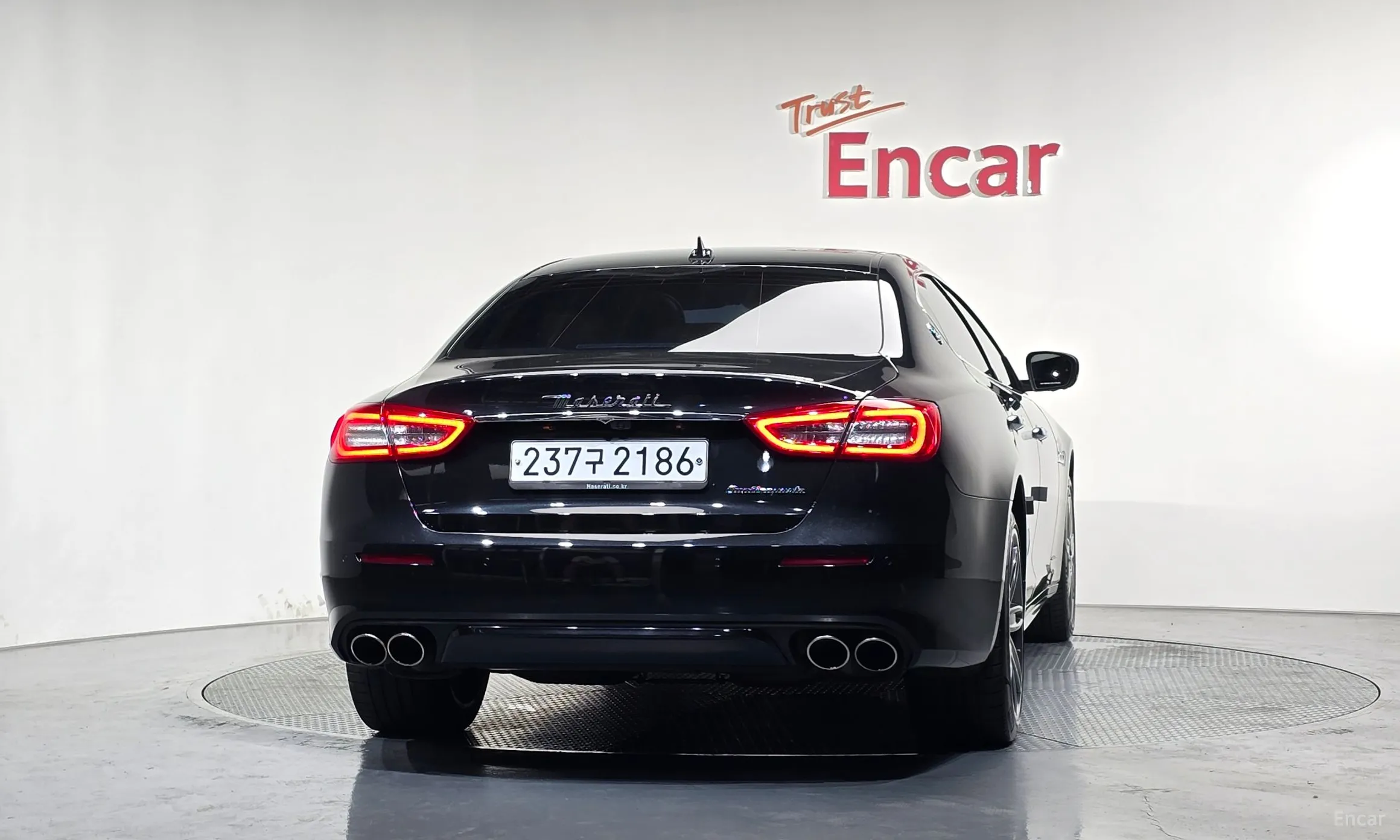 Maserati Quattroporte превью 4