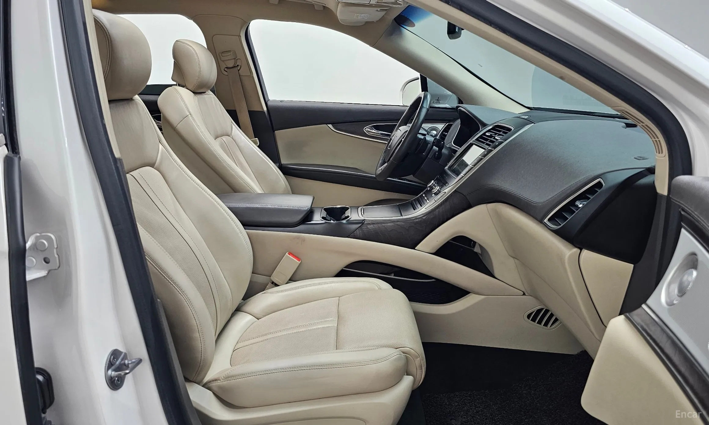 Lincoln Nautilus Gen 1 превью 11