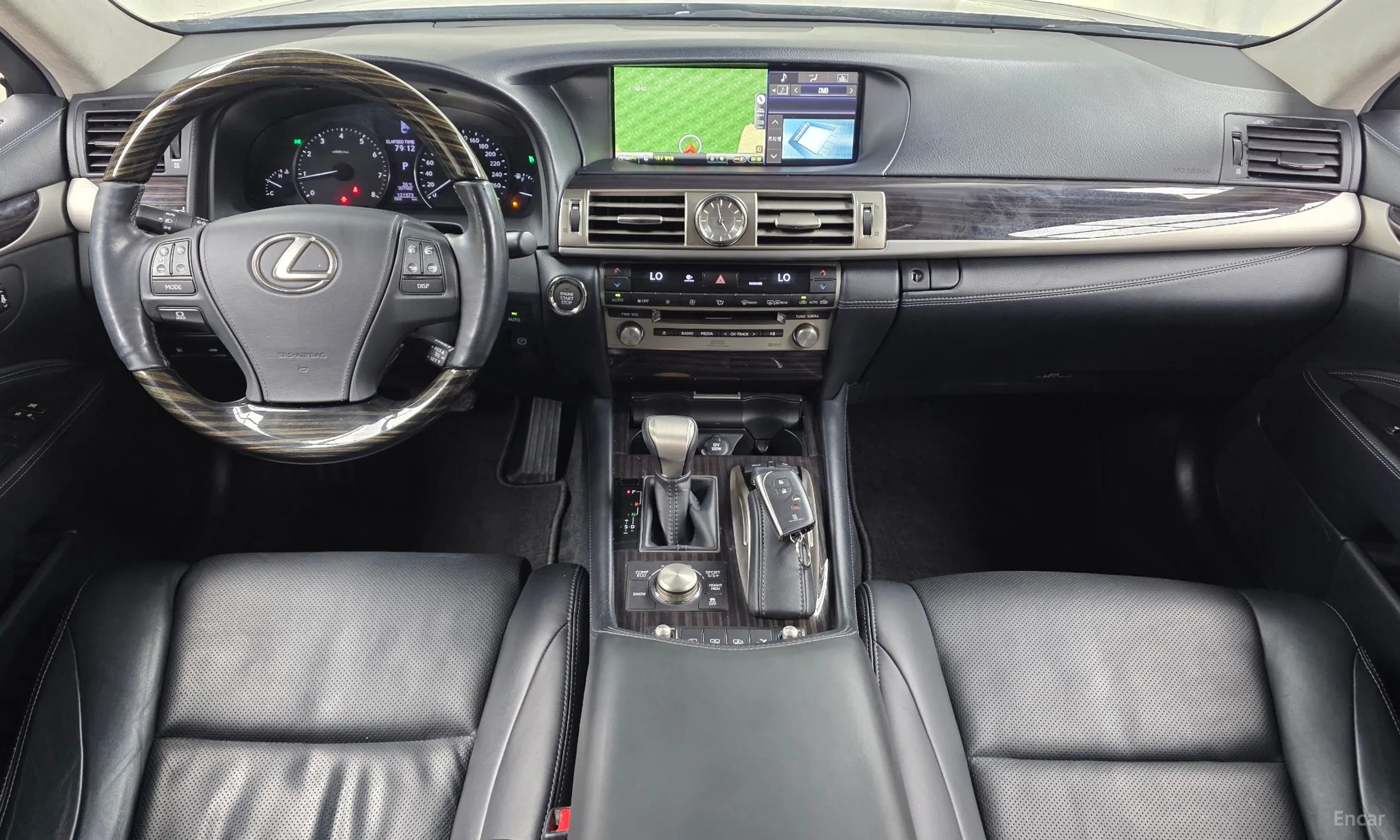 Lexus LS460 превью 7