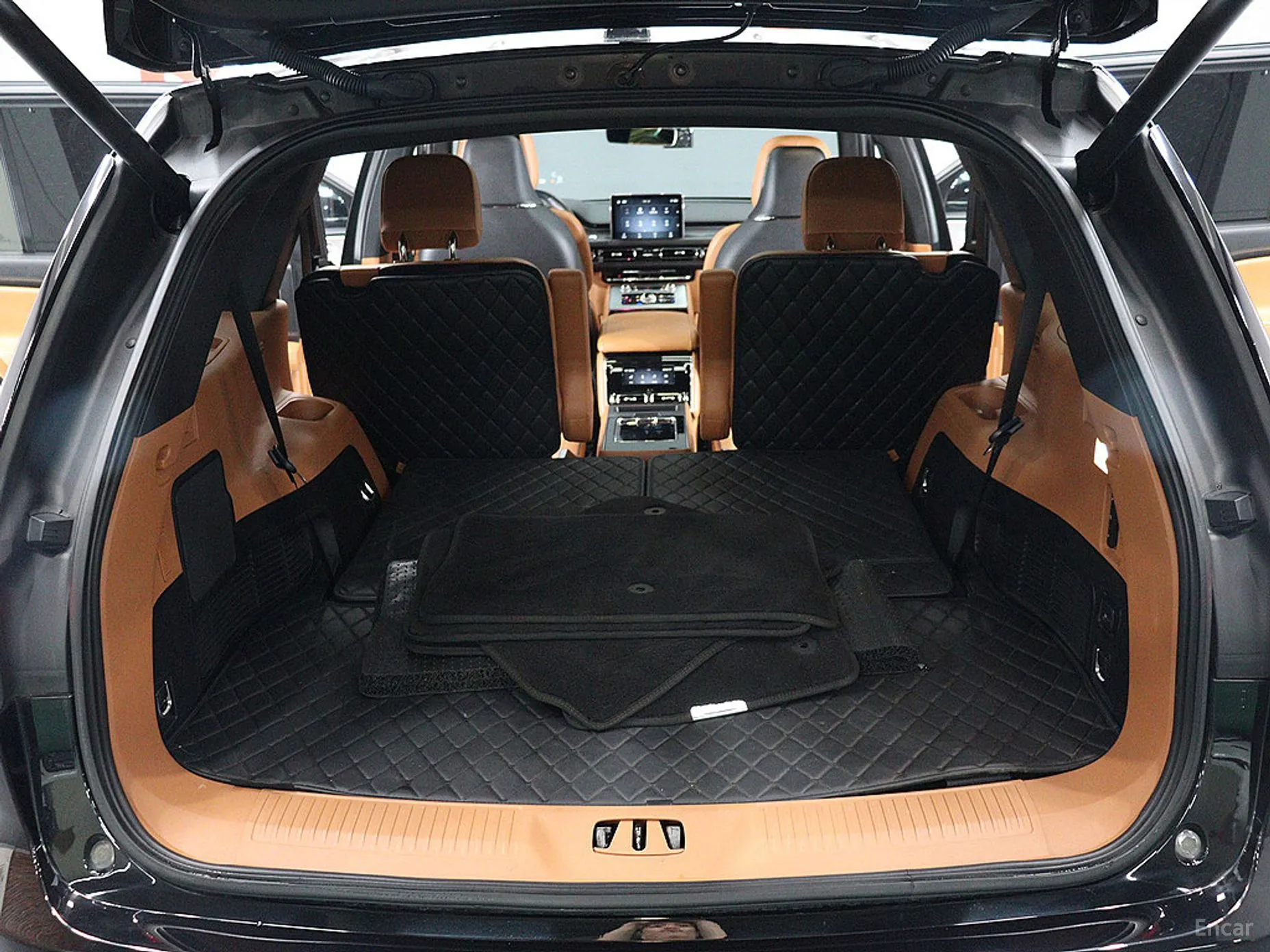 Lincoln Aviator 2nd Generation превью 20