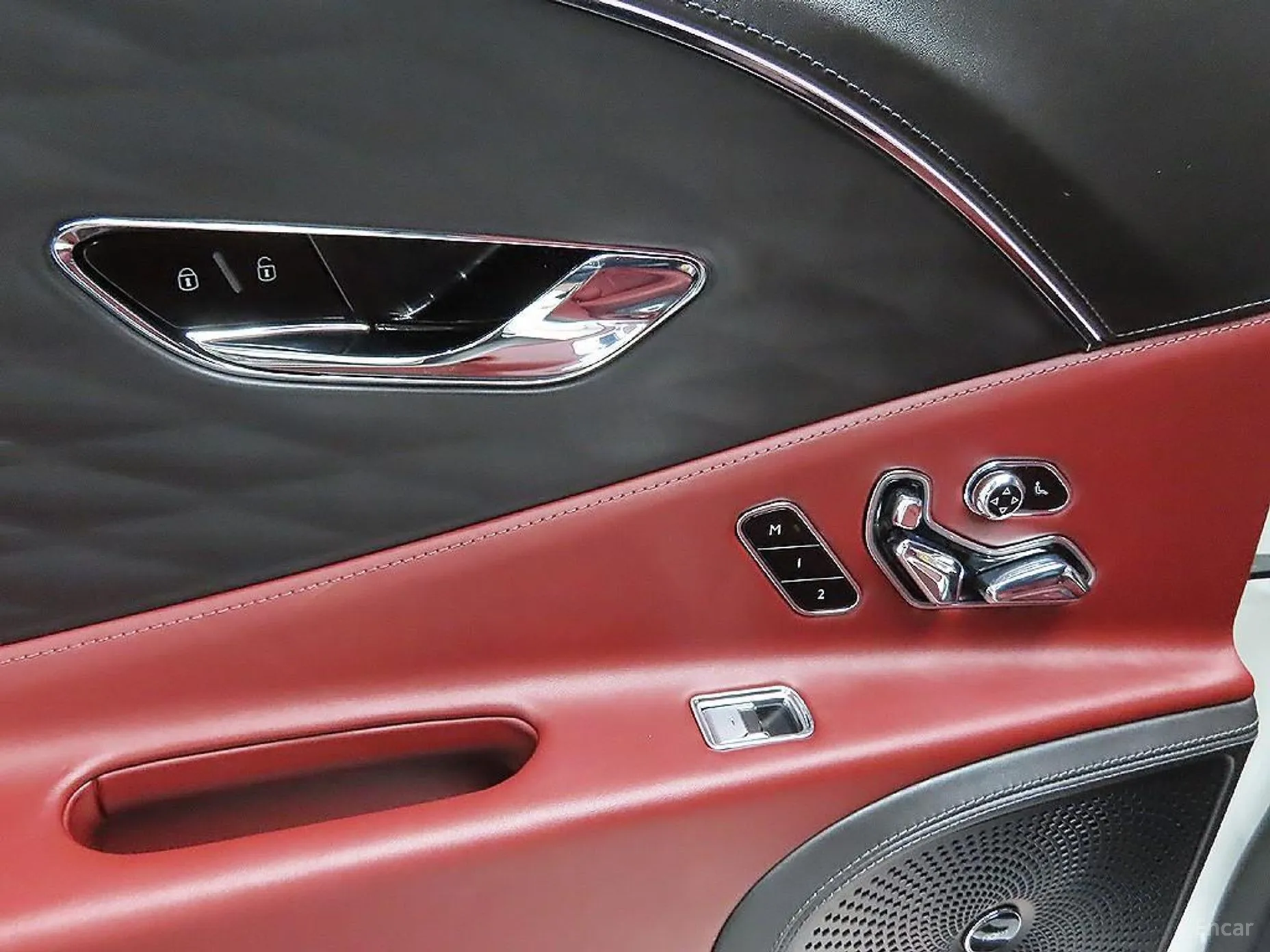 Bentley Flying Spur 3rd Generation превью 9