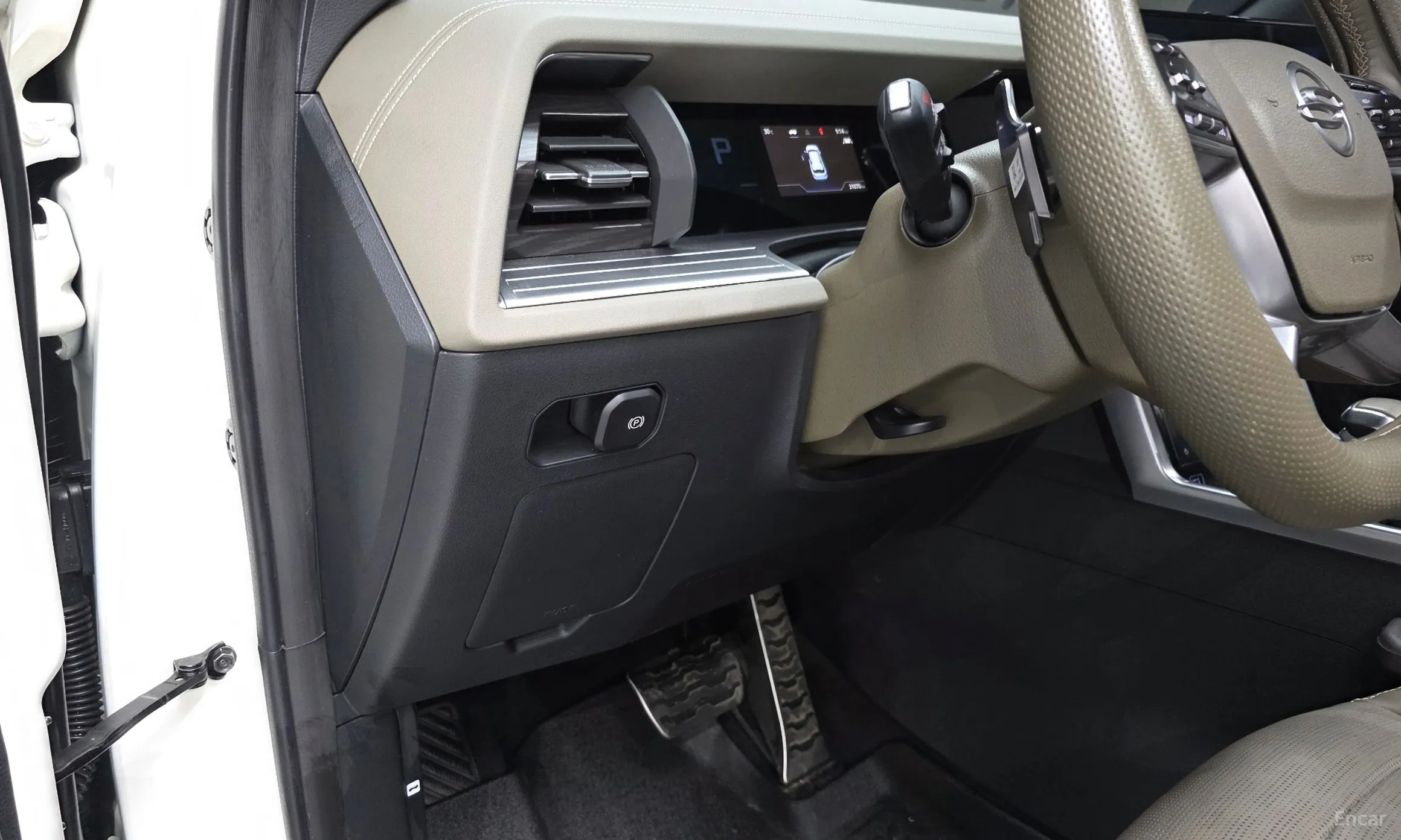 KG Mobility (SsangYong) Torres превью 13