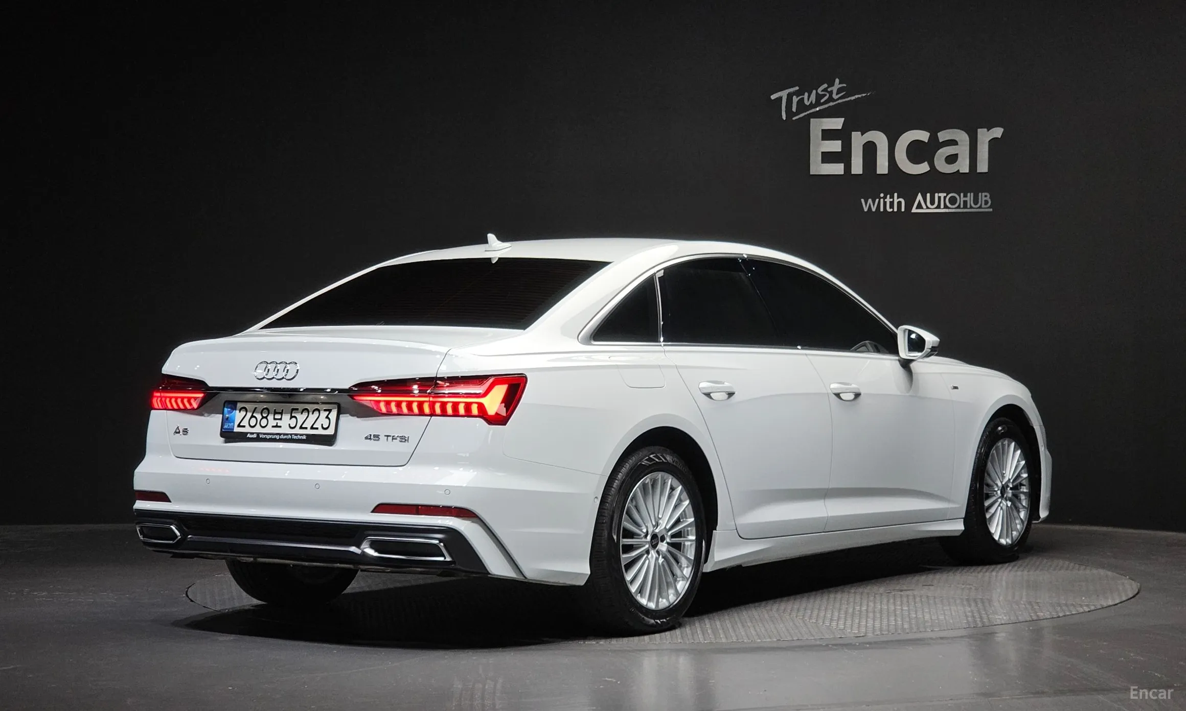 Audi A6 (C8)