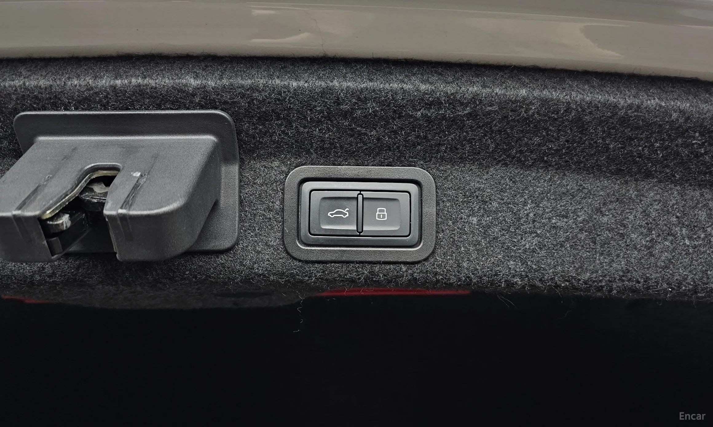 Audi A6 (C8) превью 16
