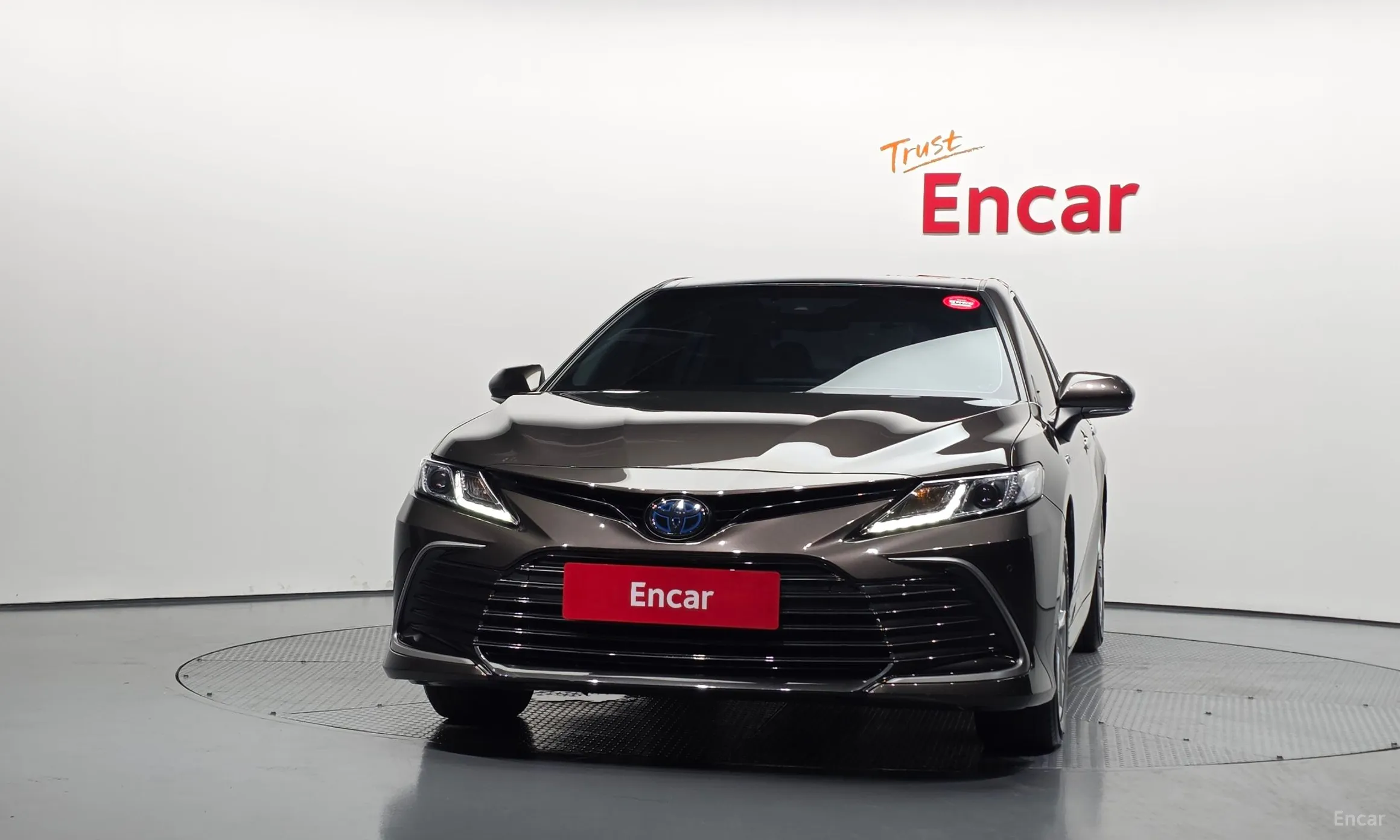 Toyota Camry (XV70) превью 3