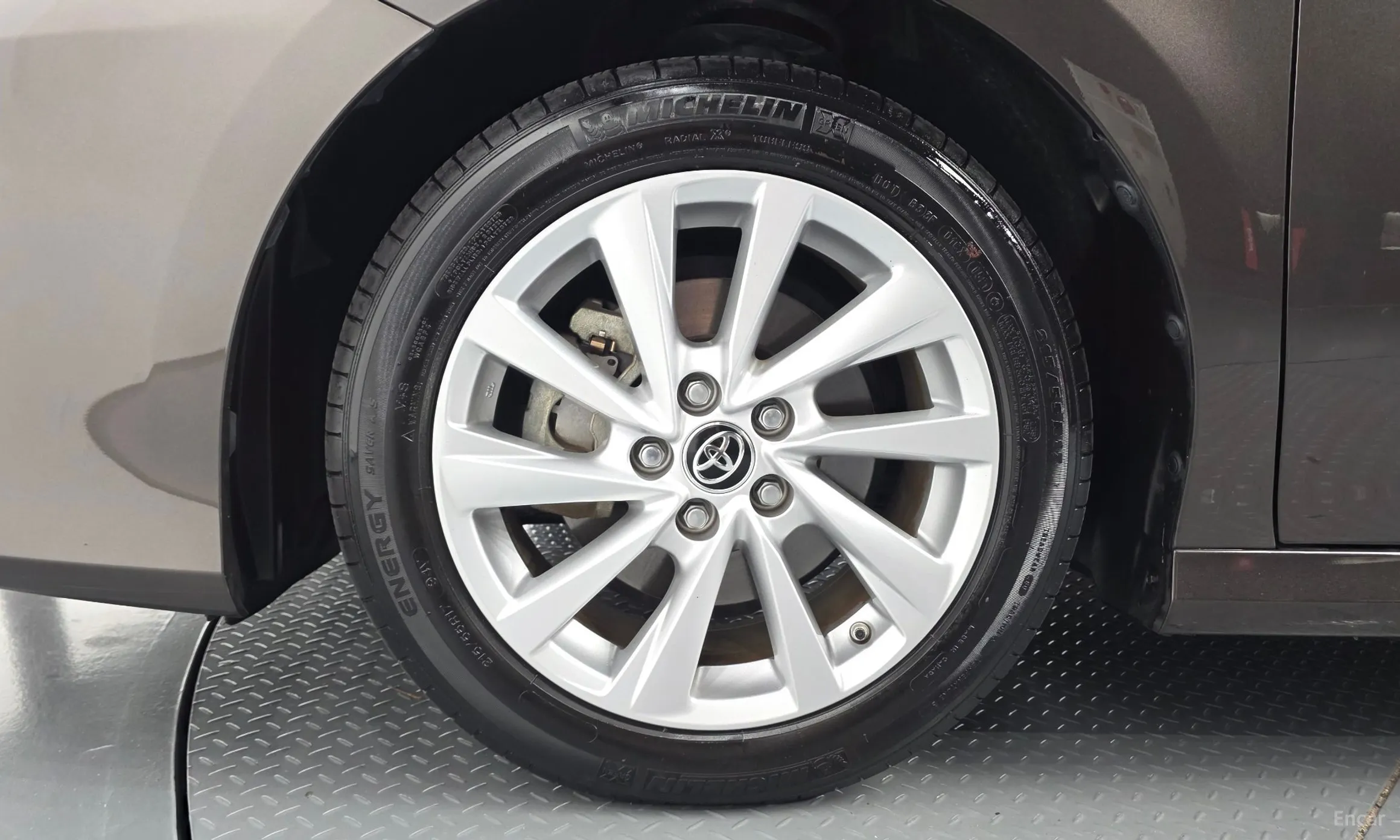 Toyota Camry (XV70) превью 5