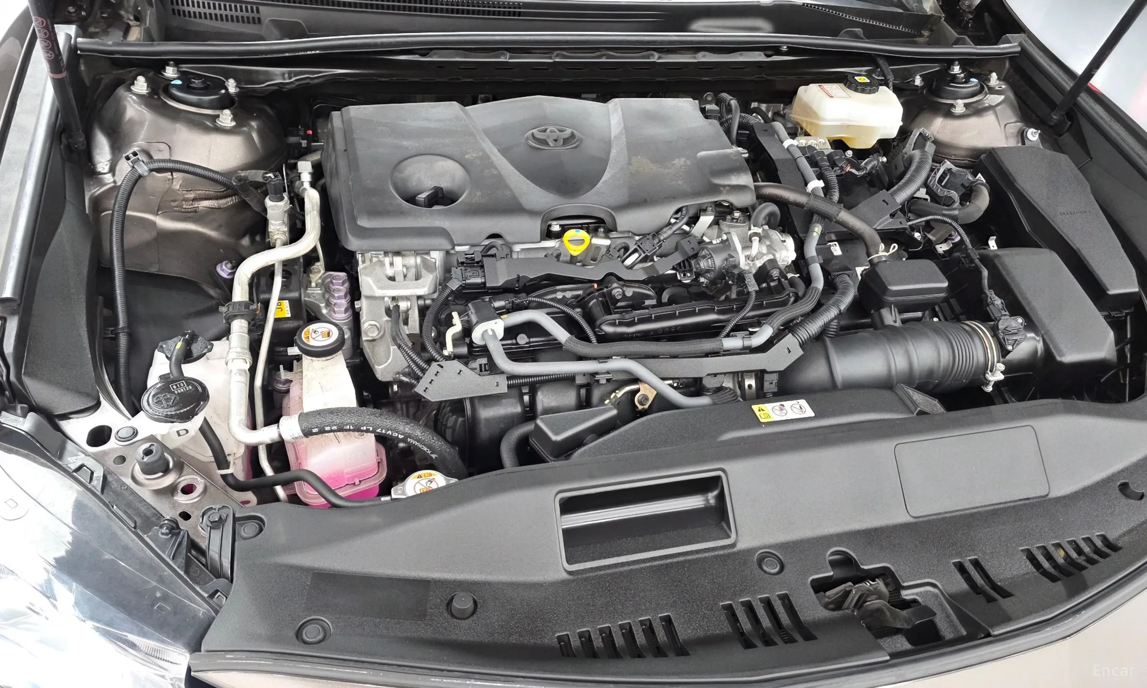 Toyota Camry (XV70) превью 6