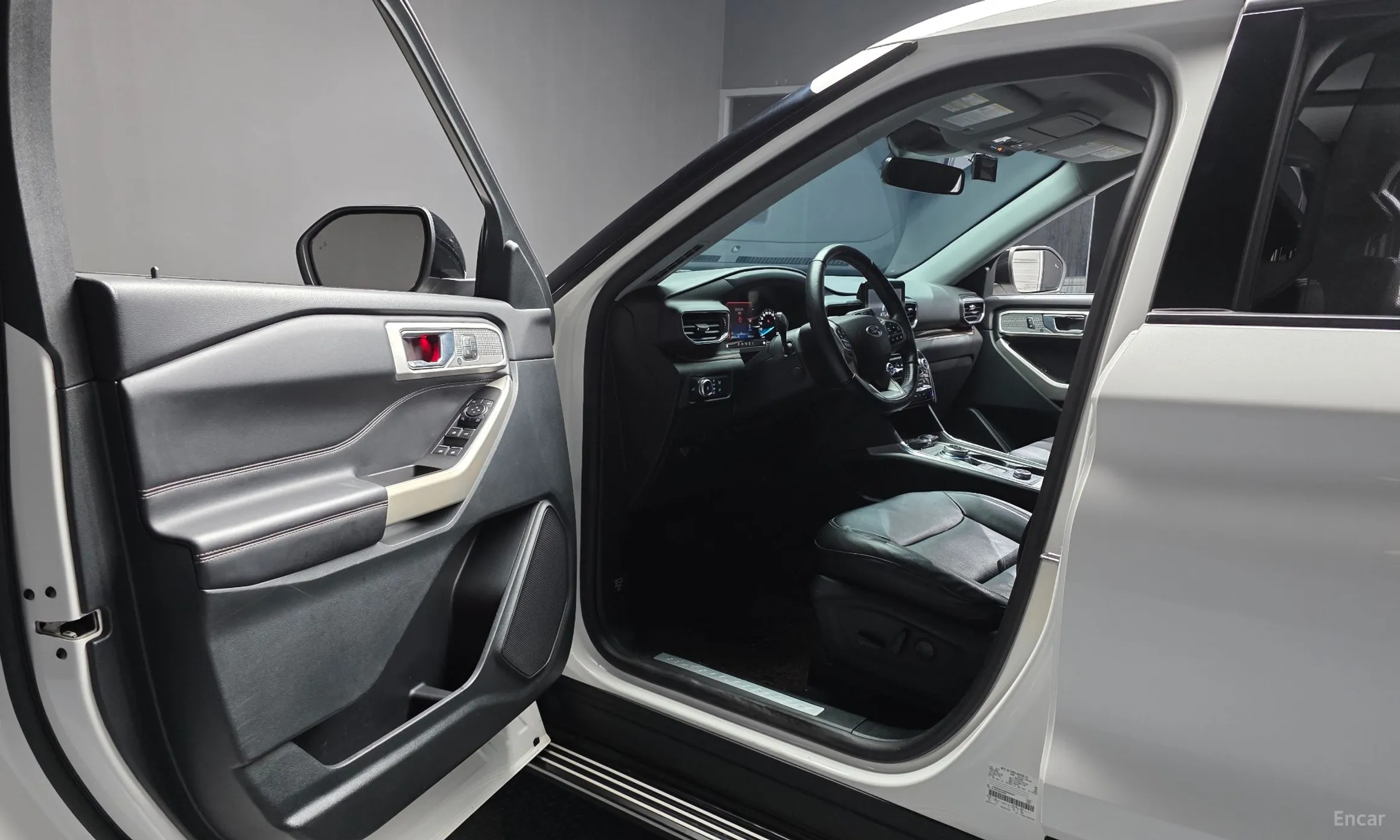 Ford Explorer 6th Generation превью 10