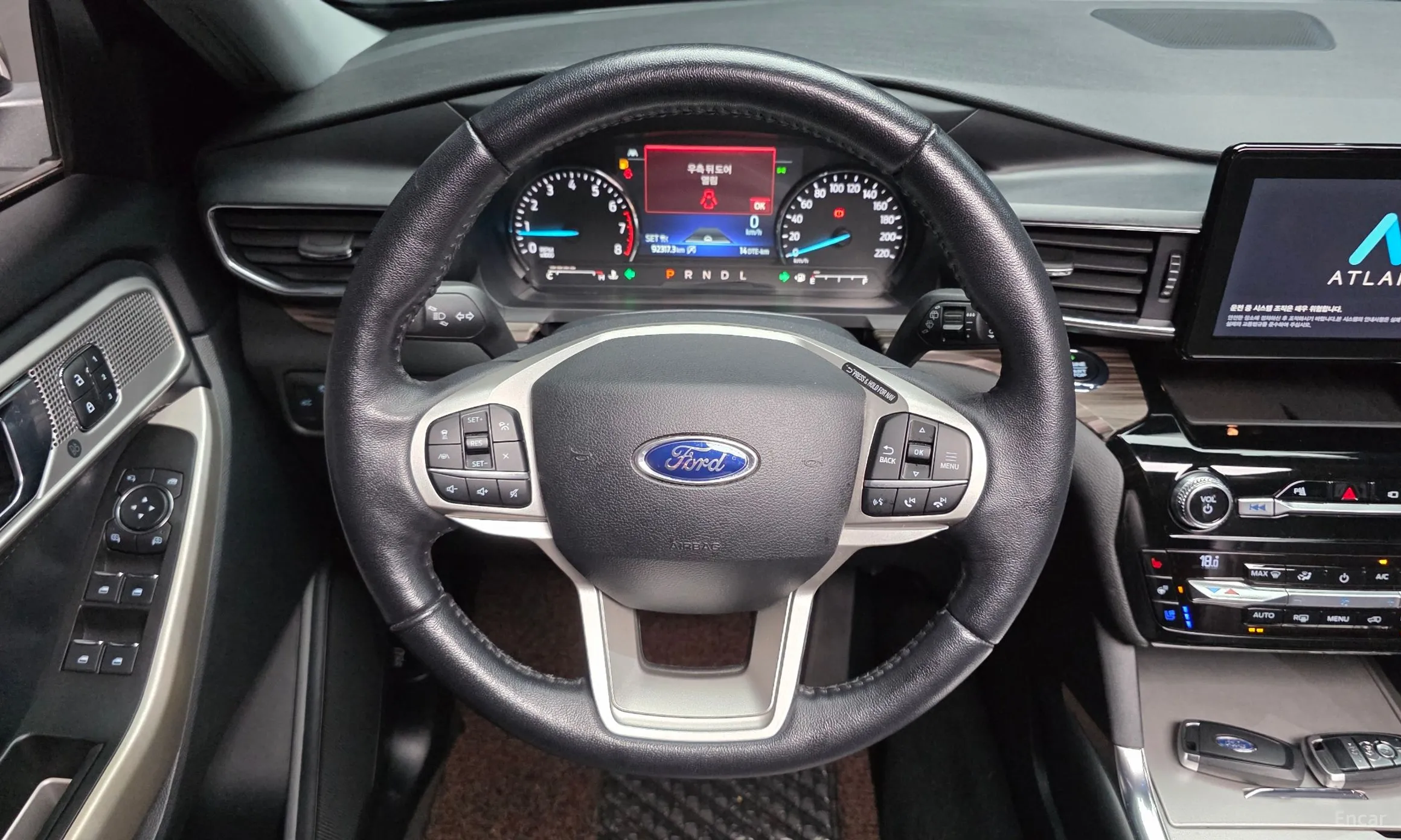 Ford Explorer 6th Generation превью 14
