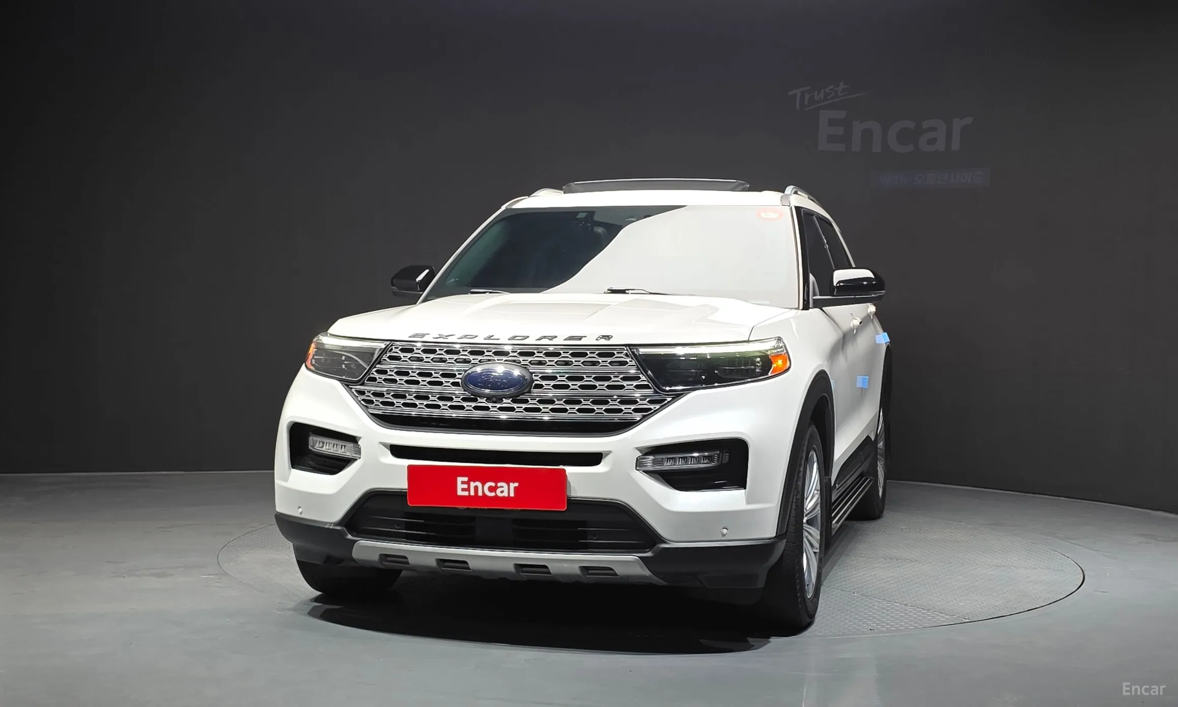 Ford Explorer 6th Generation превью 3