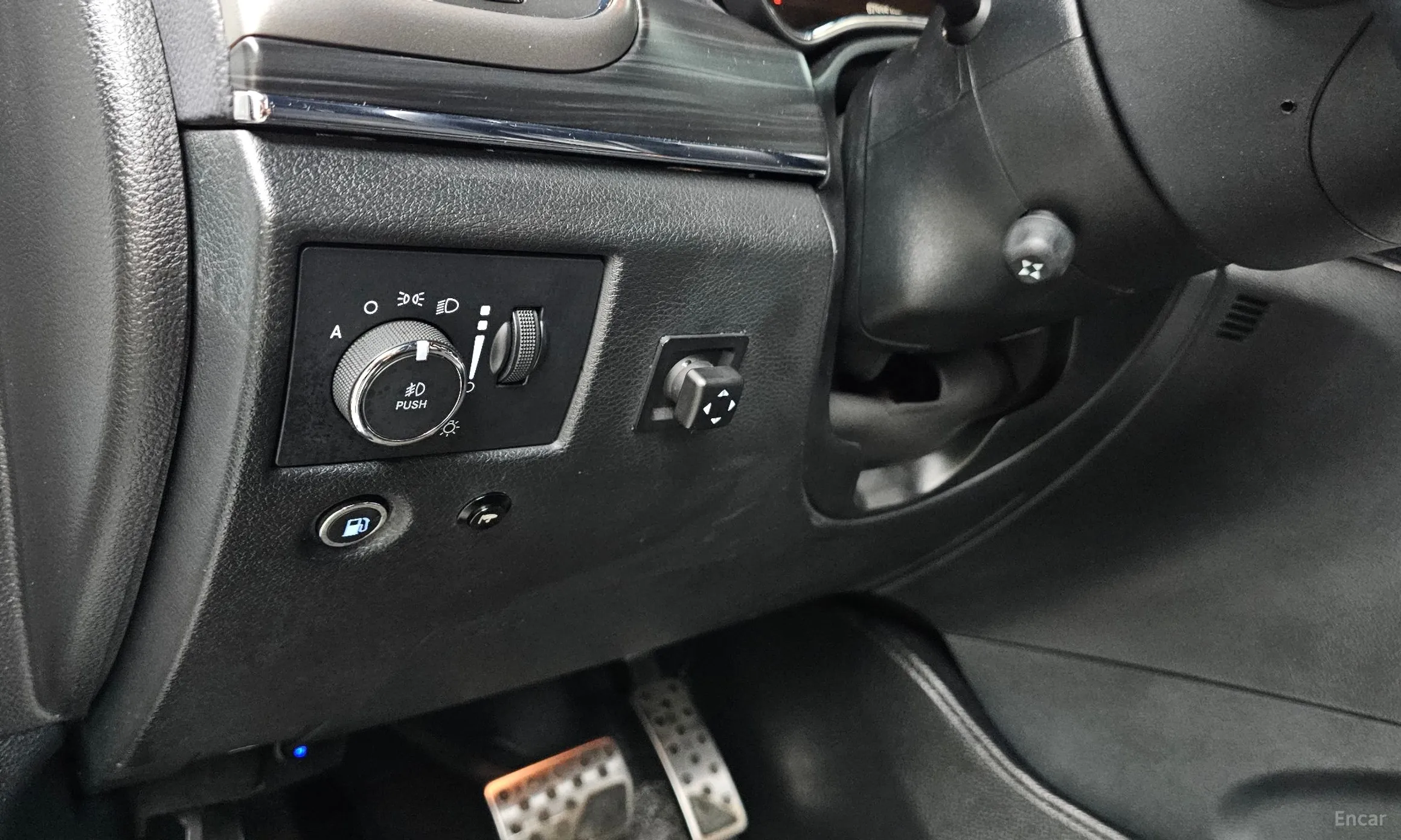 Jeep Grand Cherokee превью 18