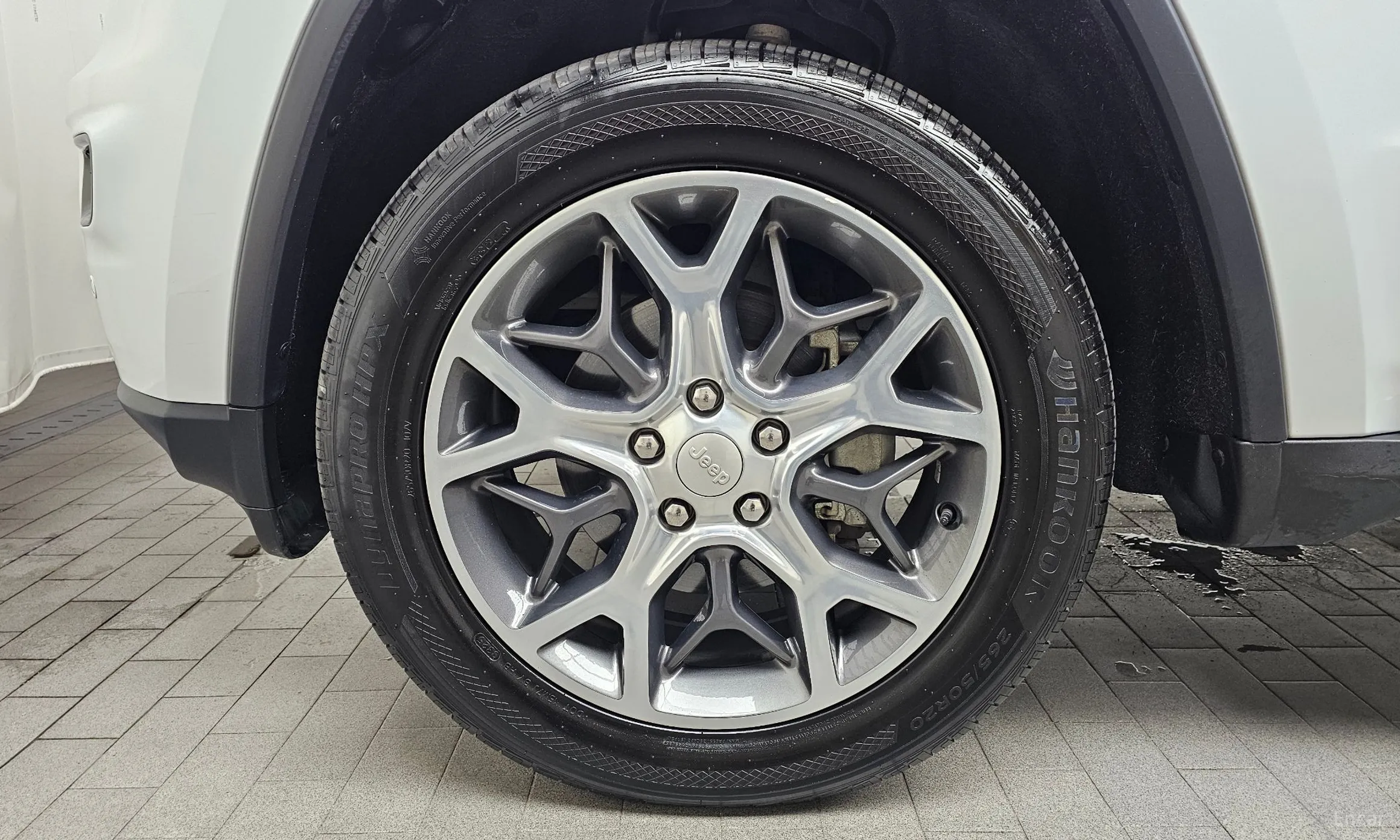 Jeep Grand Cherokee превью 5