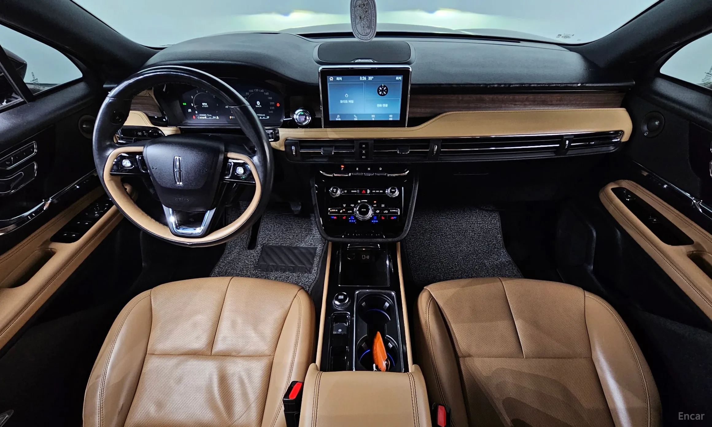 Lincoln Corsair превью 7