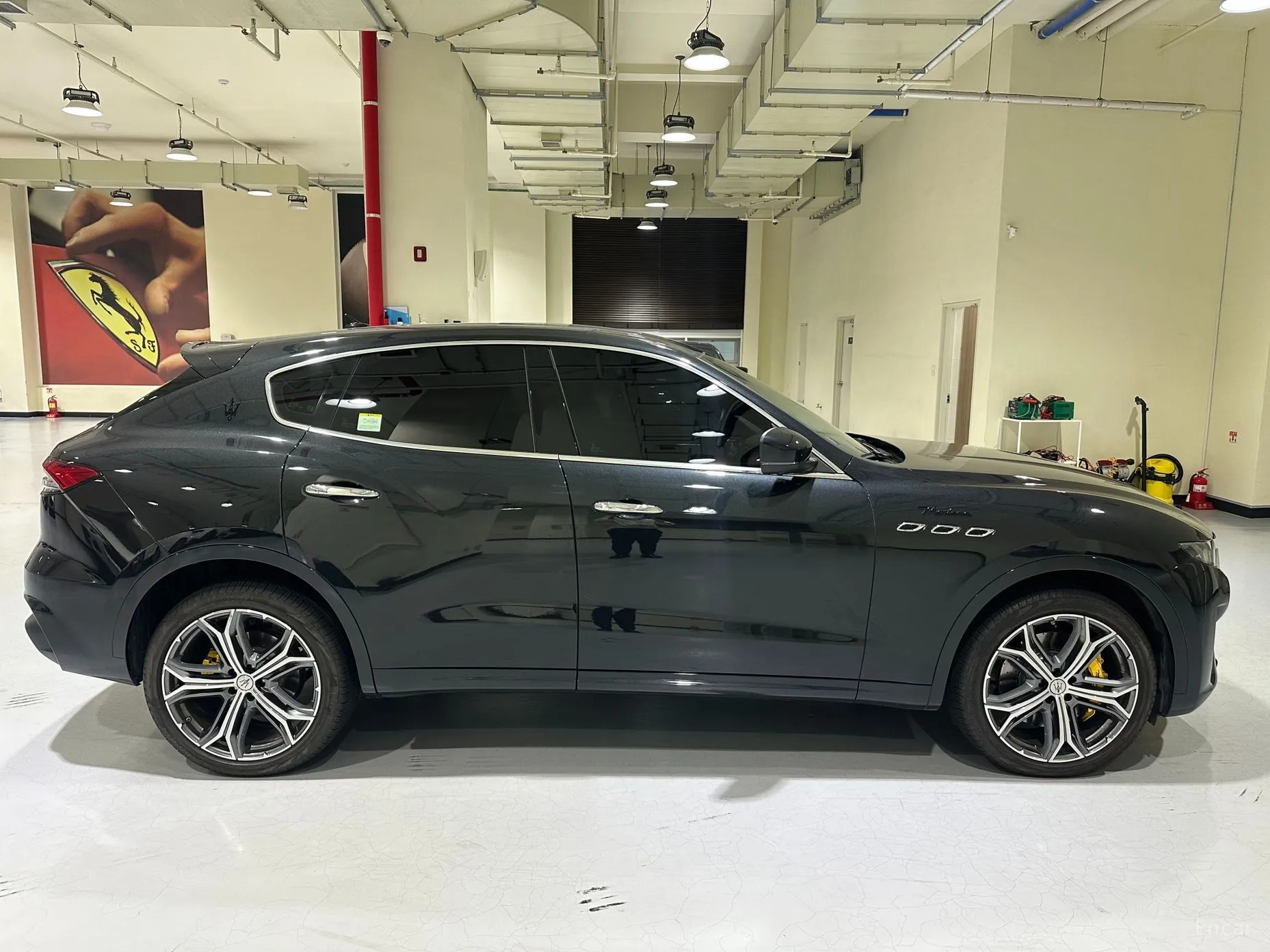 Maserati Levante превью 3