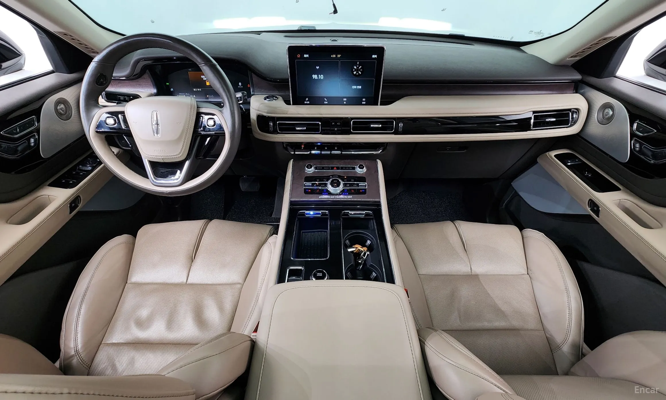 Lincoln Aviator 2nd Generation превью 7