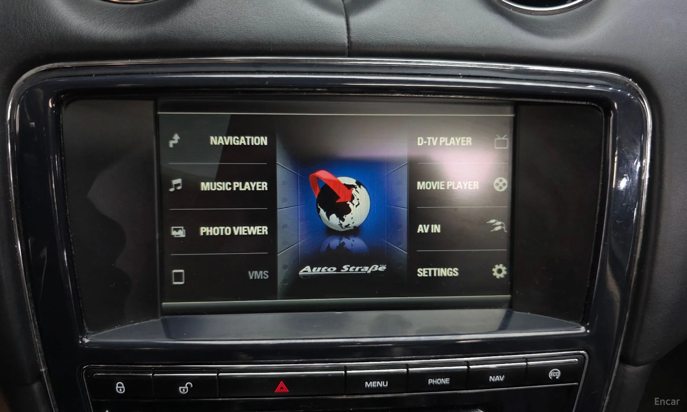 Jaguar All New XJ превью 14
