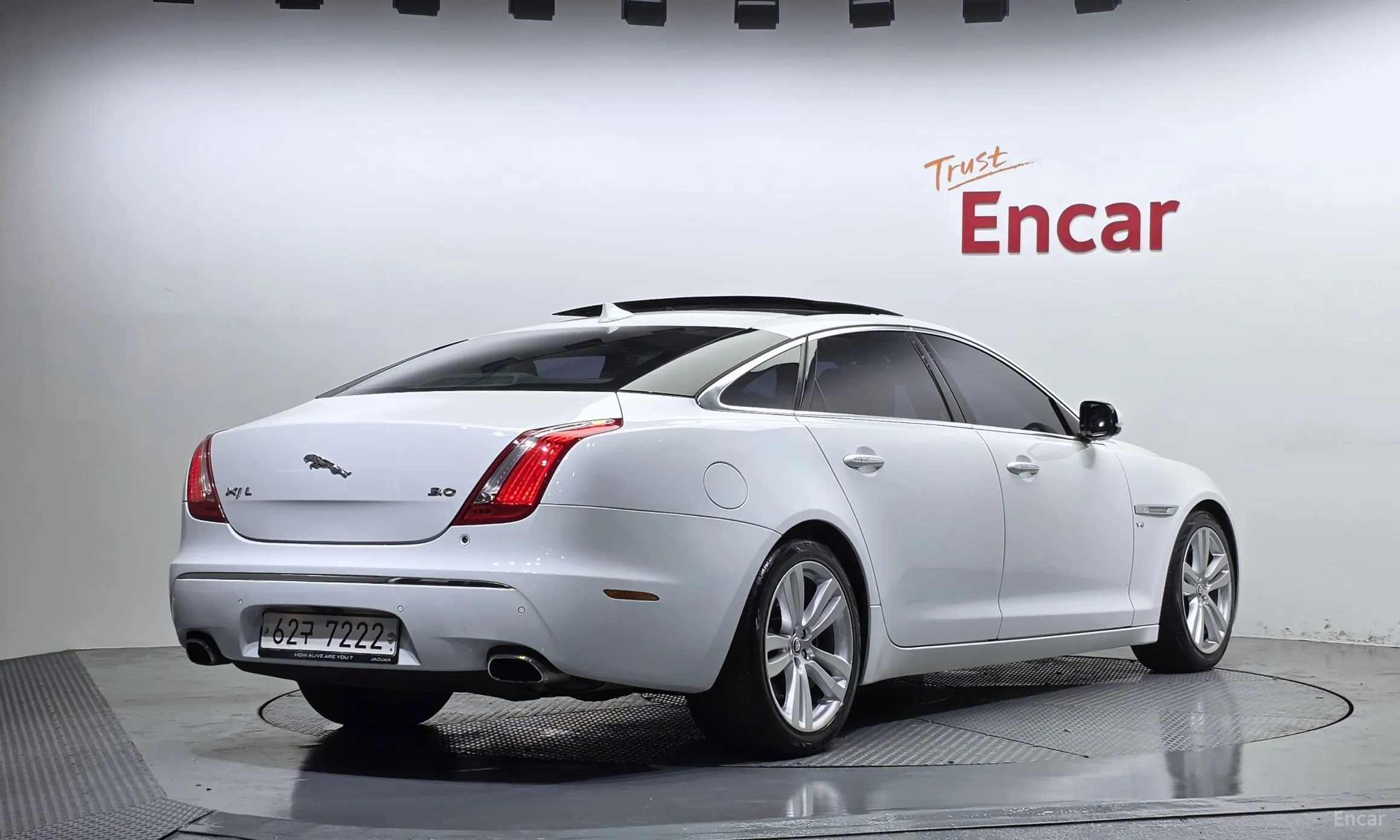 Jaguar All New XJ