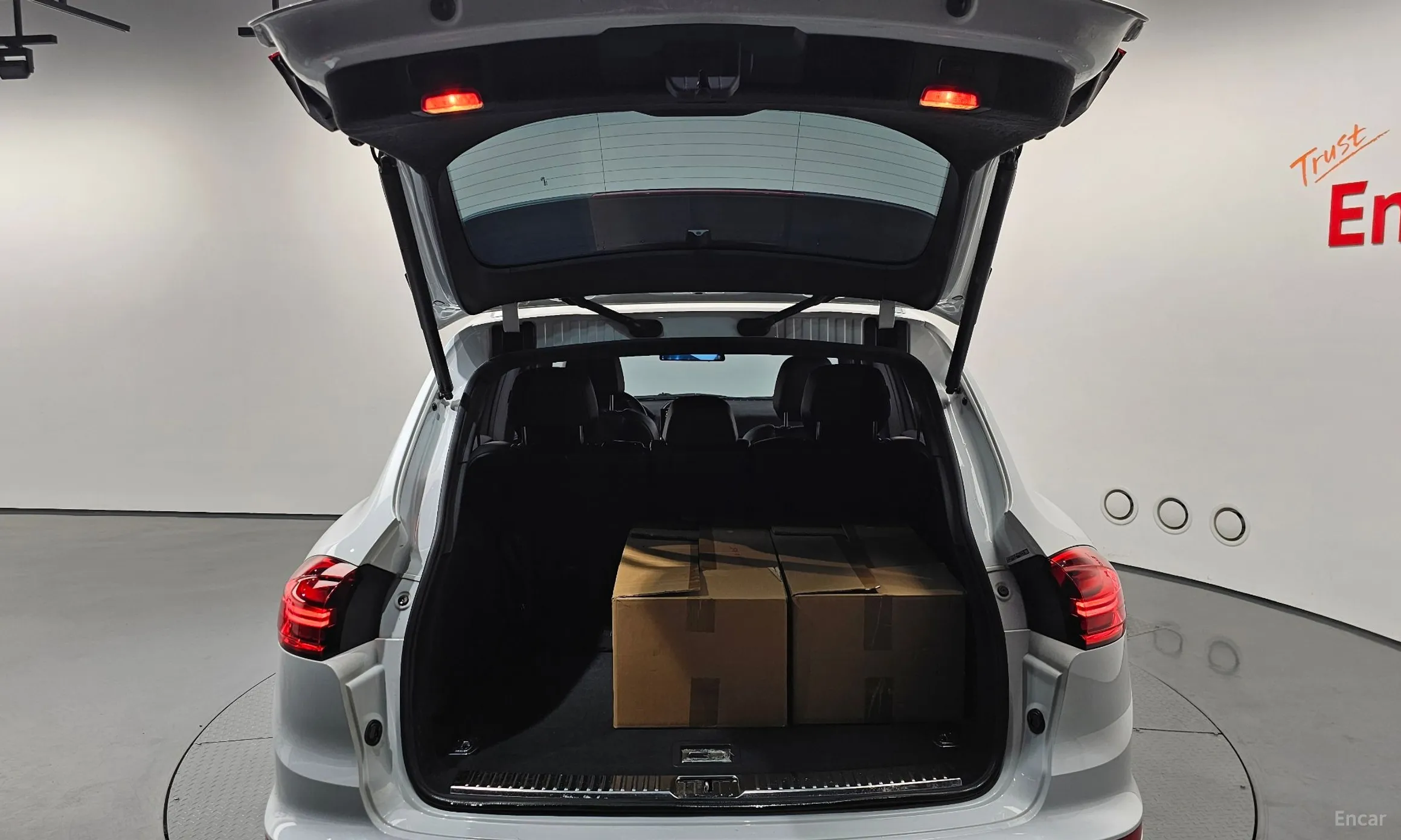 Porsche New Cayenne превью 20