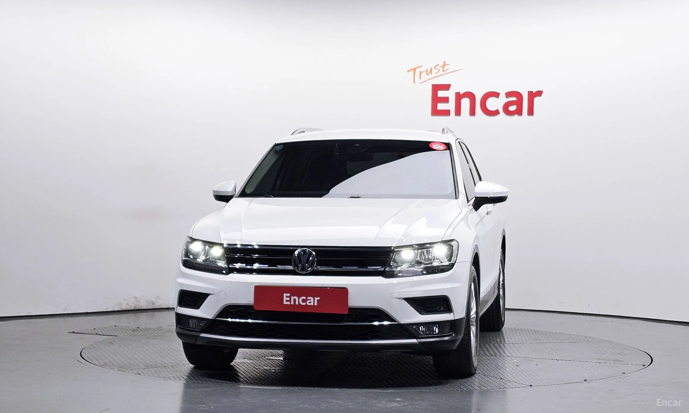 Volkswagen Tiguan 2nd Generation превью 3
