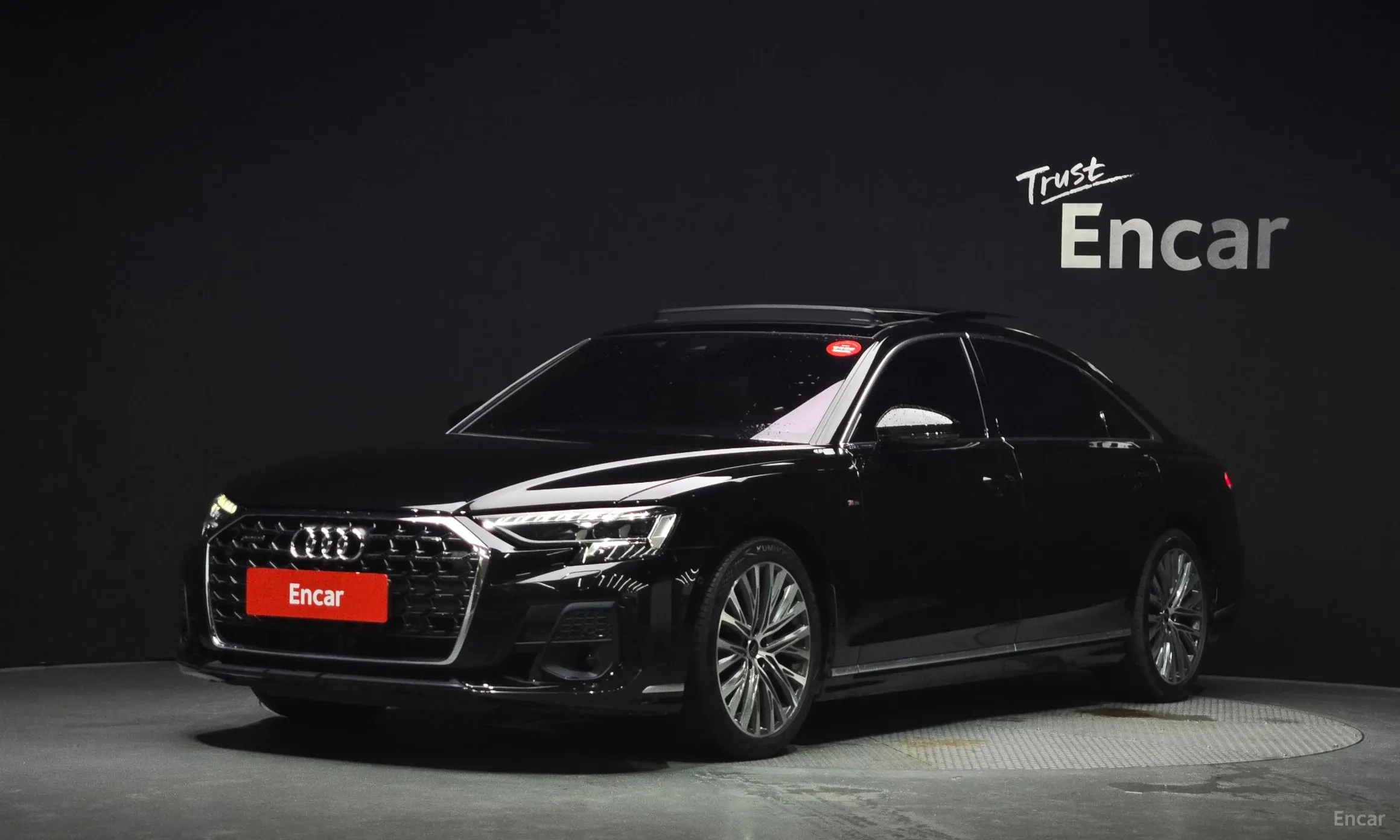 Audi A8 (D5)