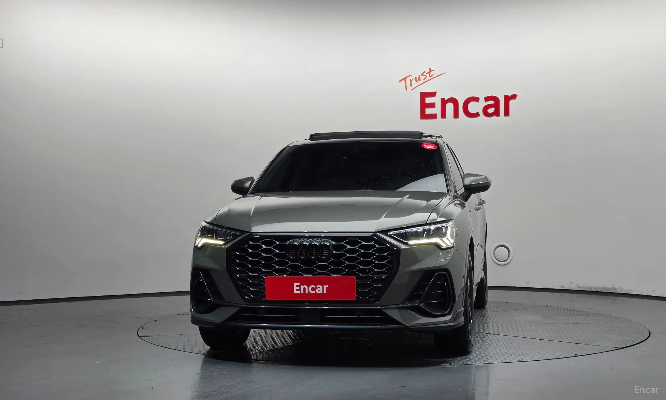Audi Q3 (F3) превью 3
