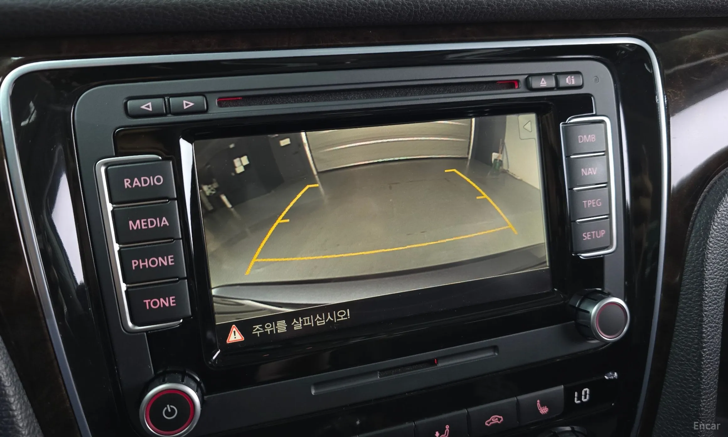 Volkswagen The New Passat превью 15