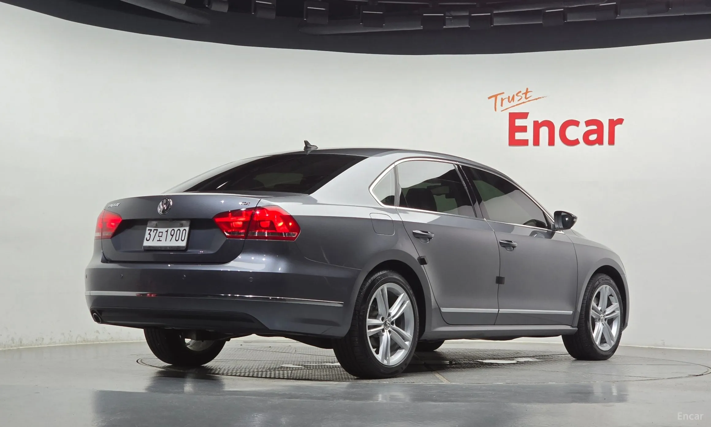 Volkswagen The New Passat превью 2