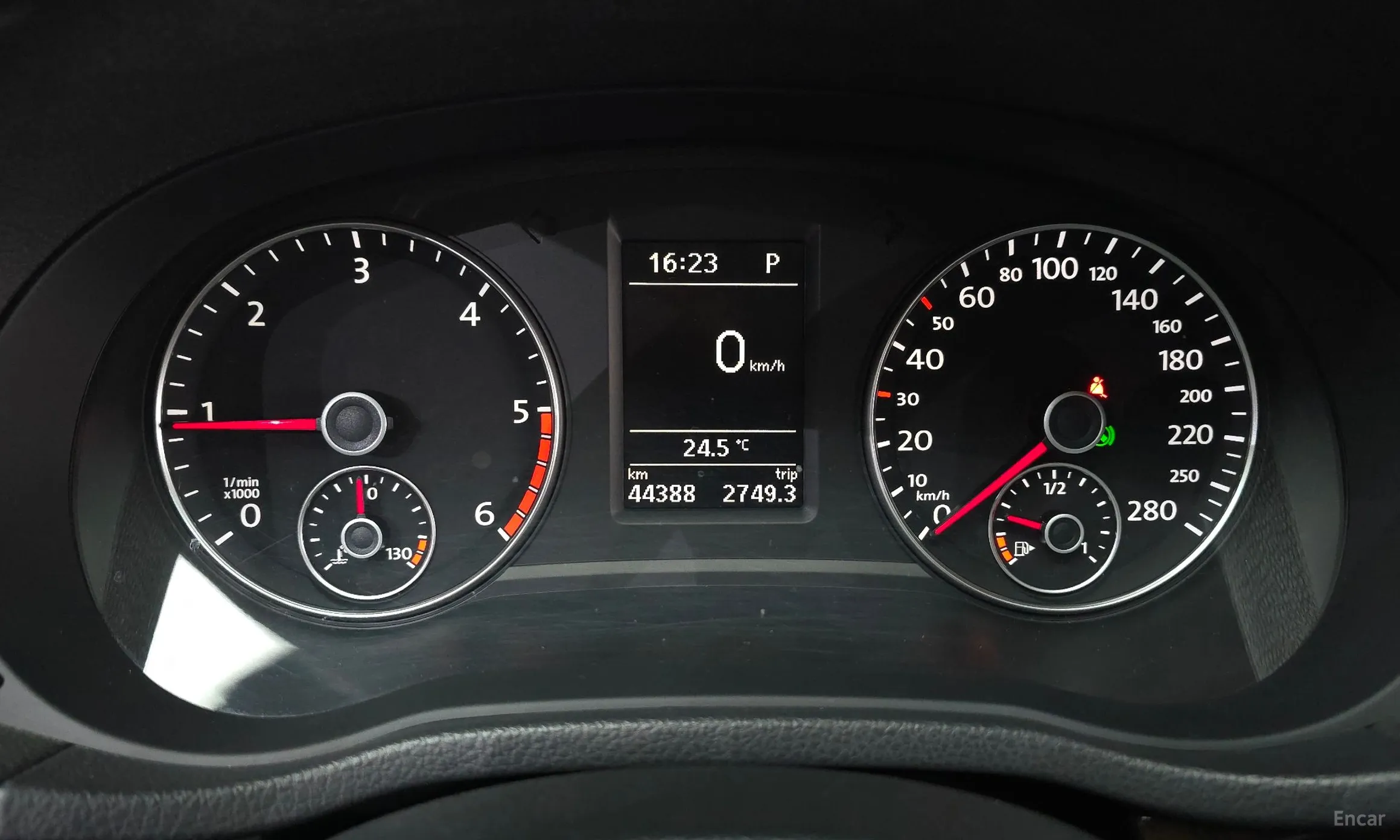 Volkswagen The New Passat превью 8
