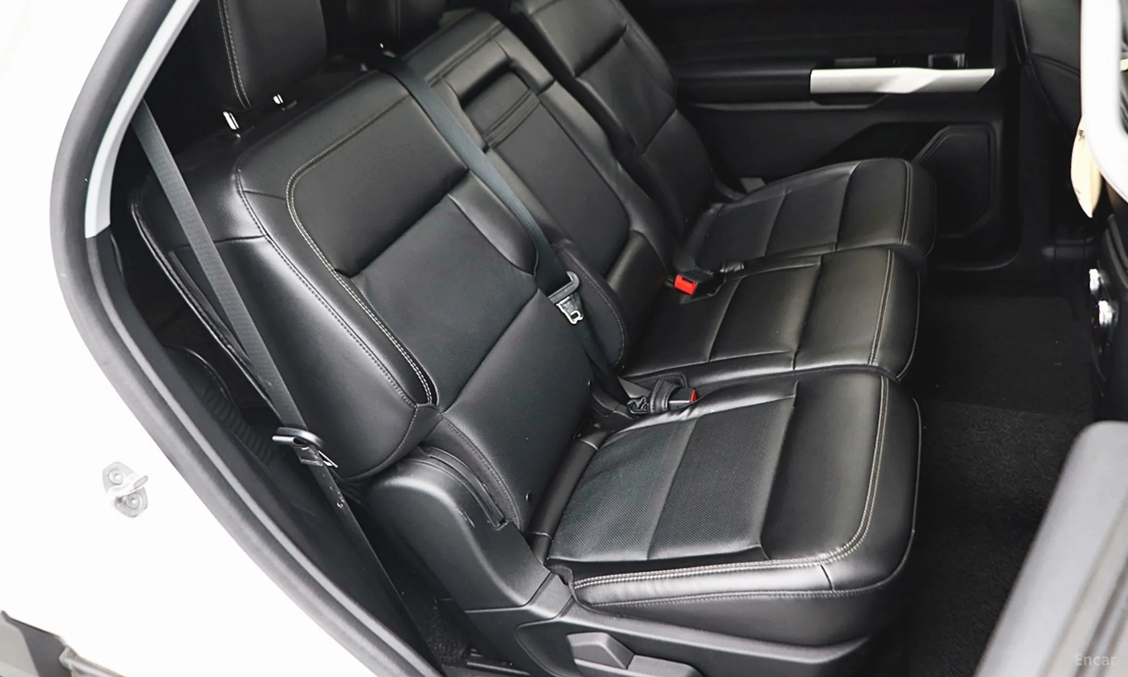 Ford Explorer 6th Generation превью 15