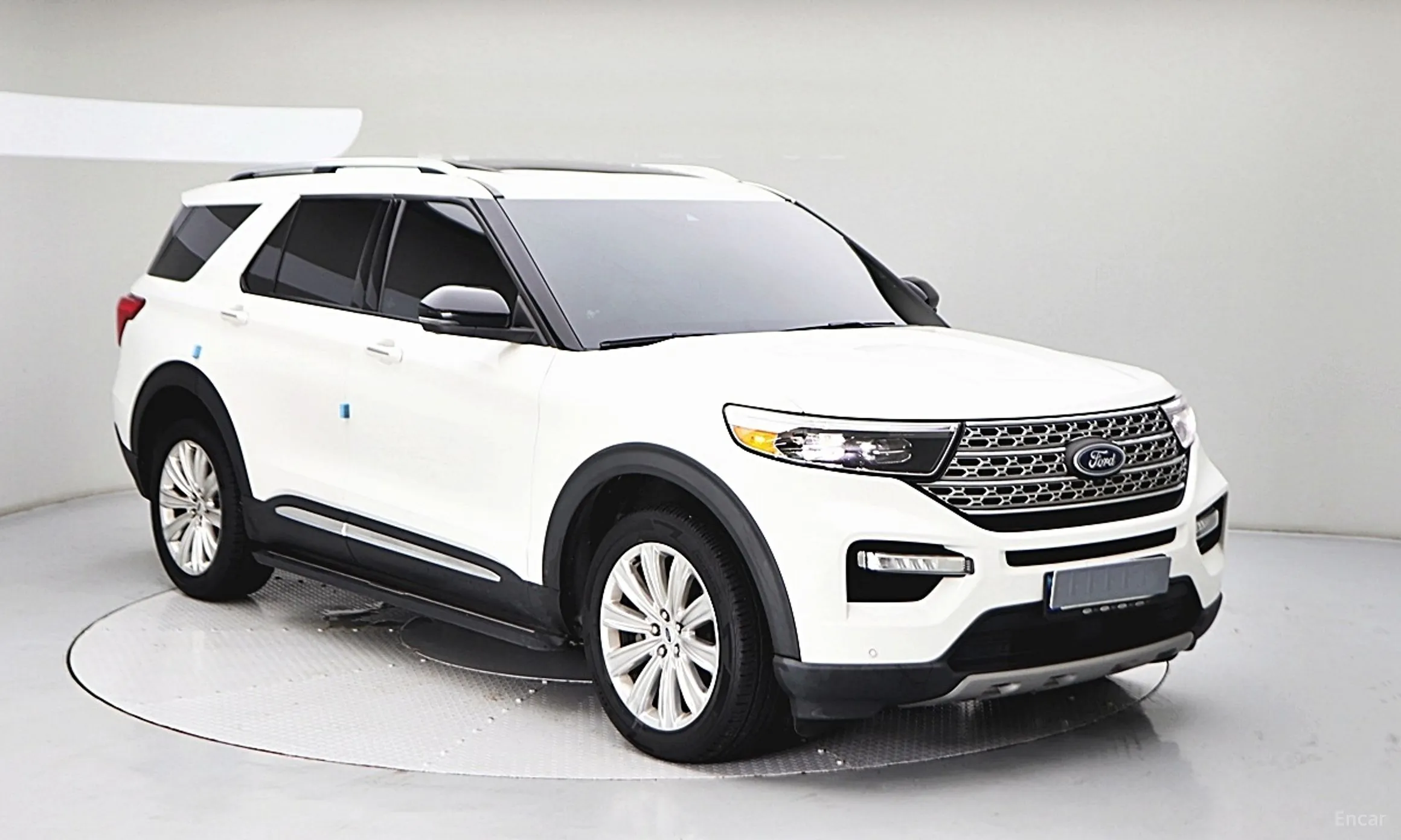 Ford Explorer 6th Generation превью 3