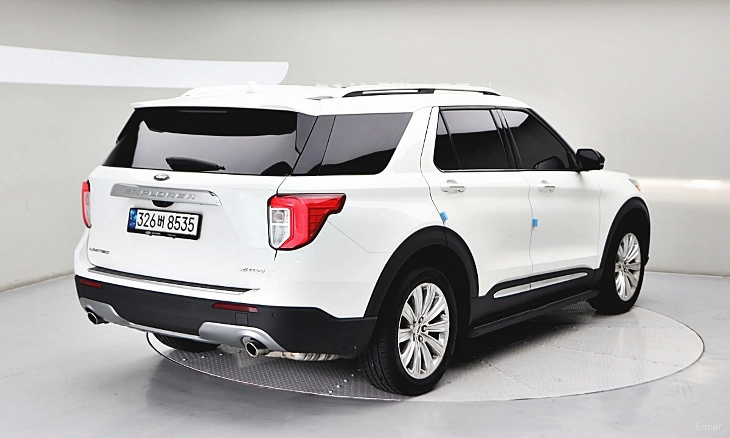 Ford Explorer 6th Generation превью 4