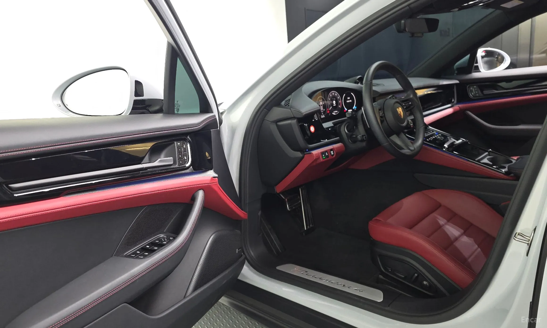 Porsche Panamera (976) превью 10