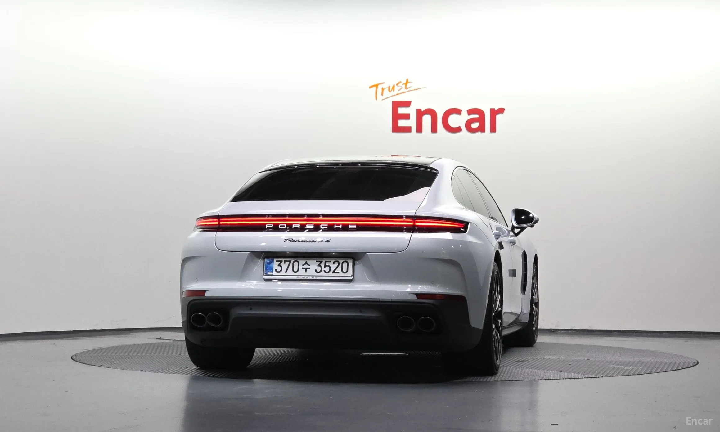 Porsche Panamera (976) превью 4