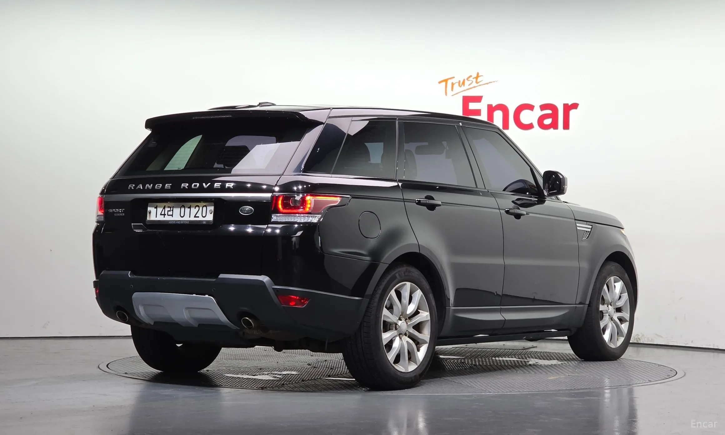 Land Rover Range Rover Sport 2nd Generation