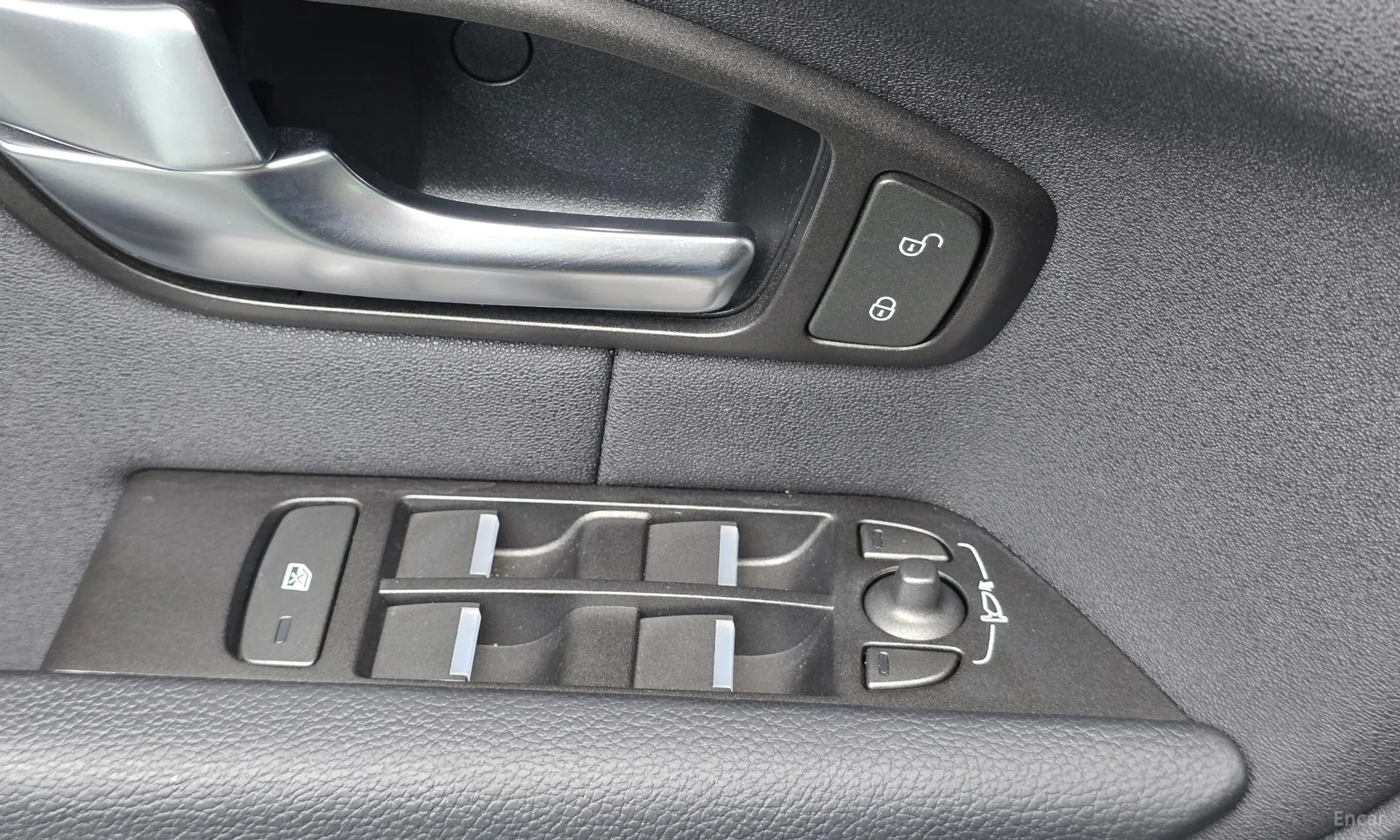 Land Rover Range Rover Evoque превью 13