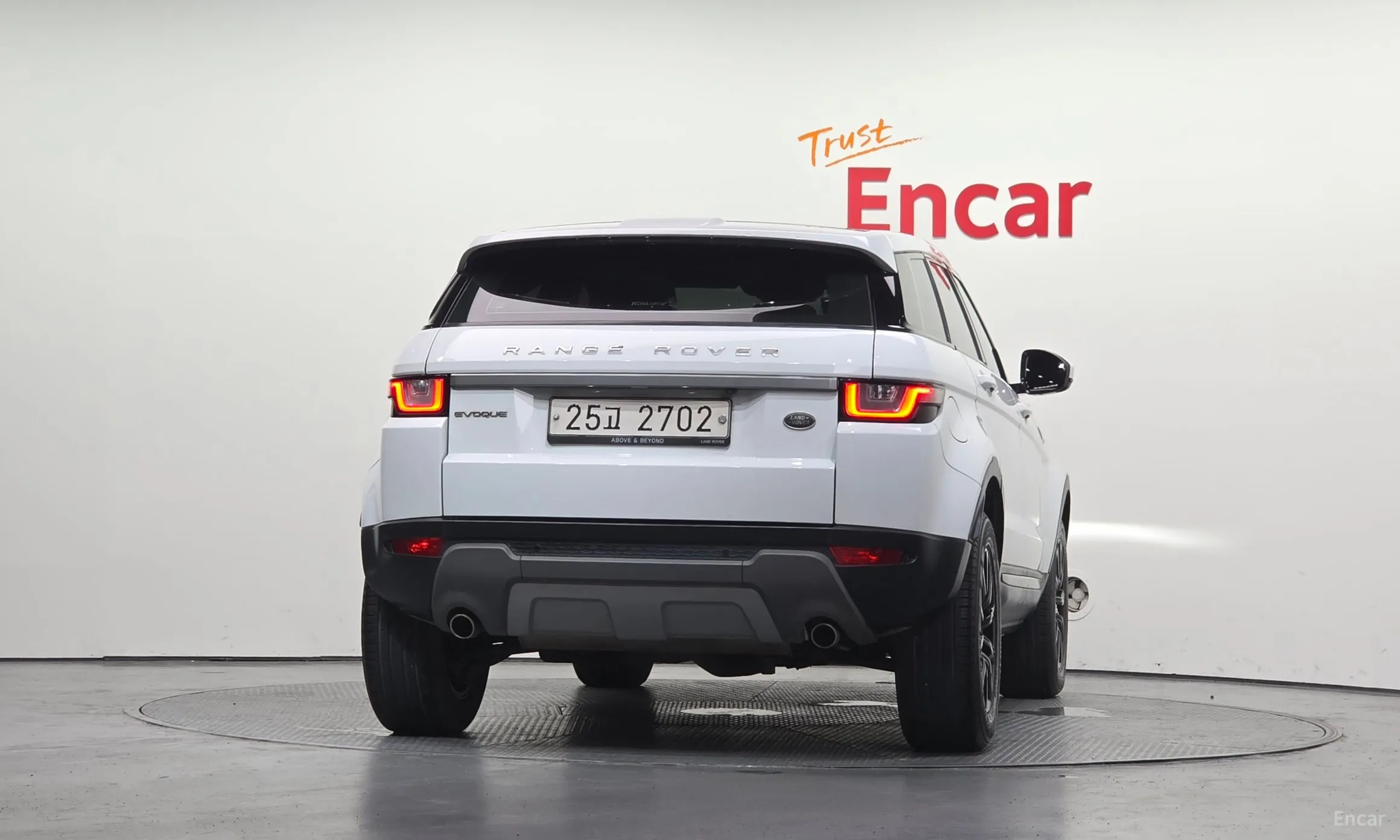 Land Rover Range Rover Evoque превью 4