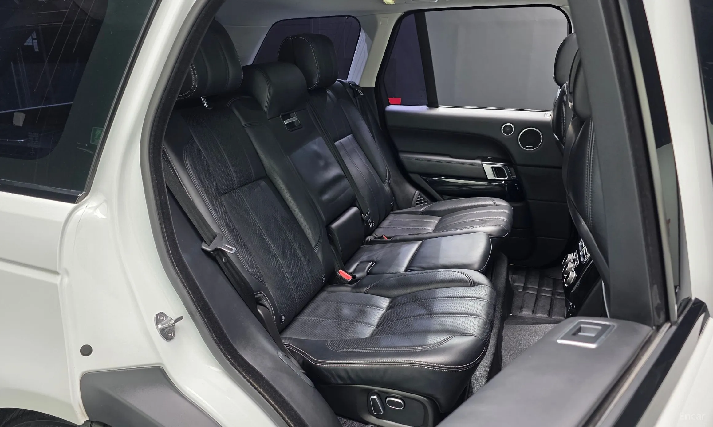 Land Rover Range Rover 4th Generation превью 11