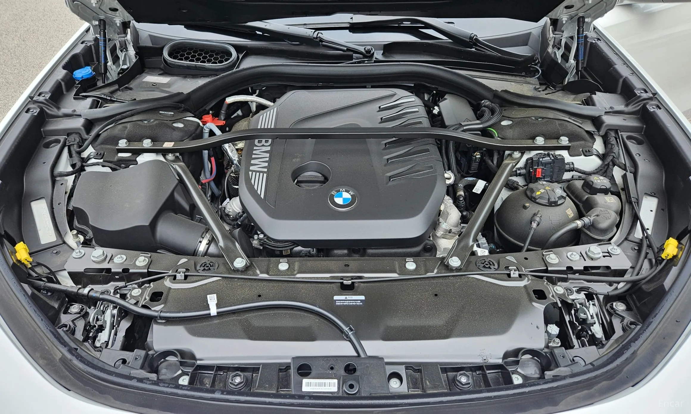 BMW 7 Series (G70) превью 6